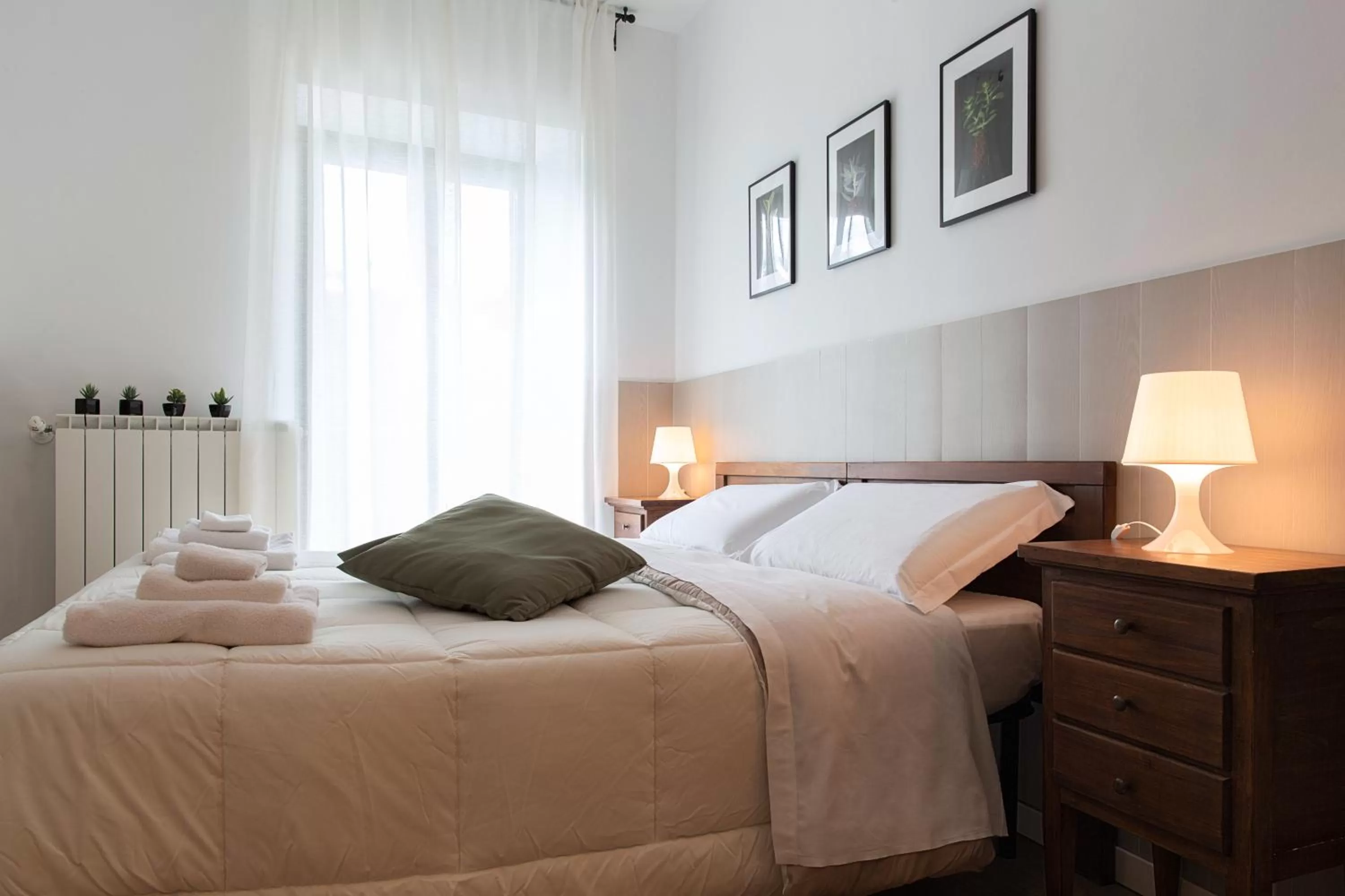 Photo of the whole room, Bed in Fox House BnB