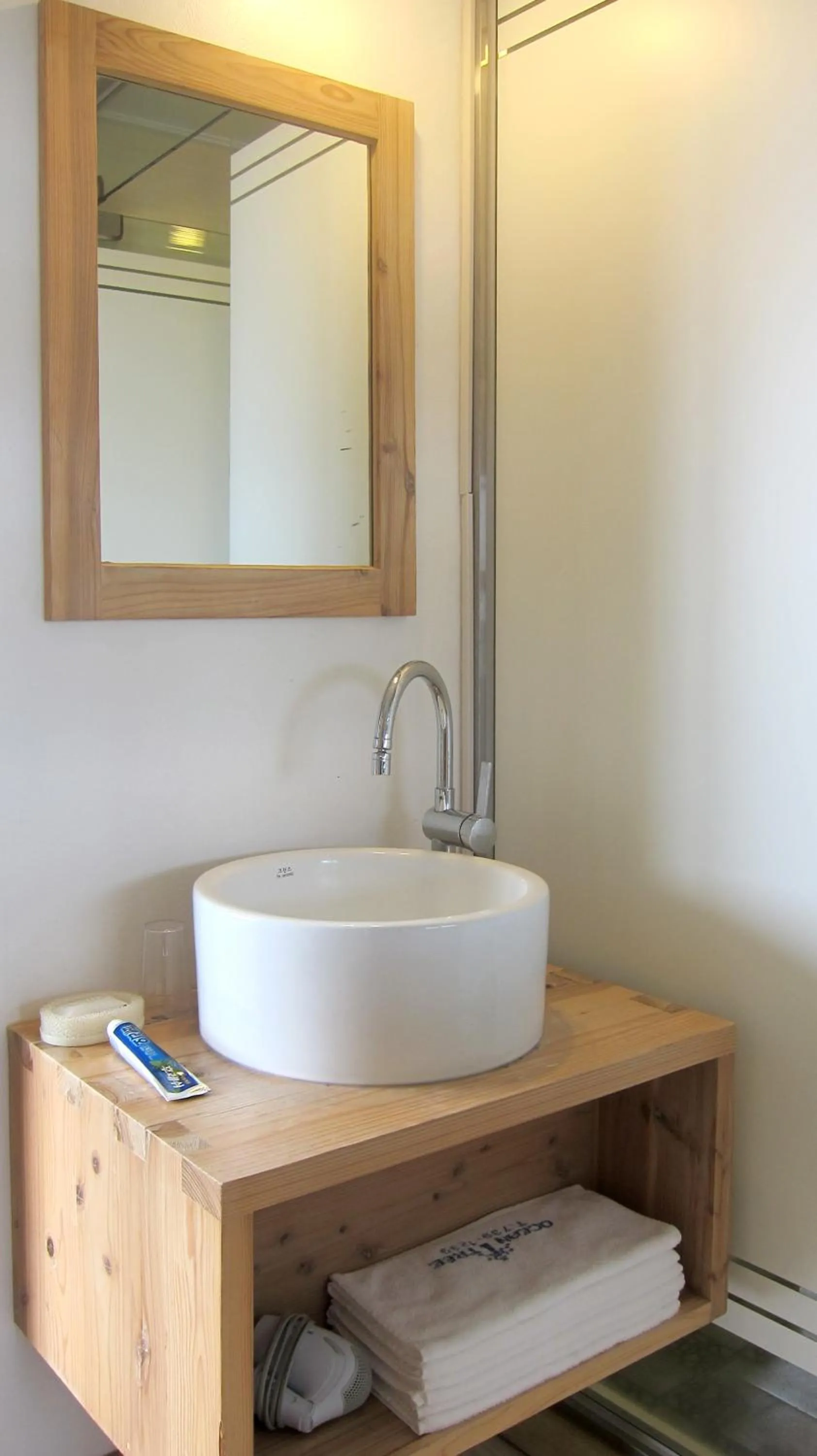 Shower in Oceantree House