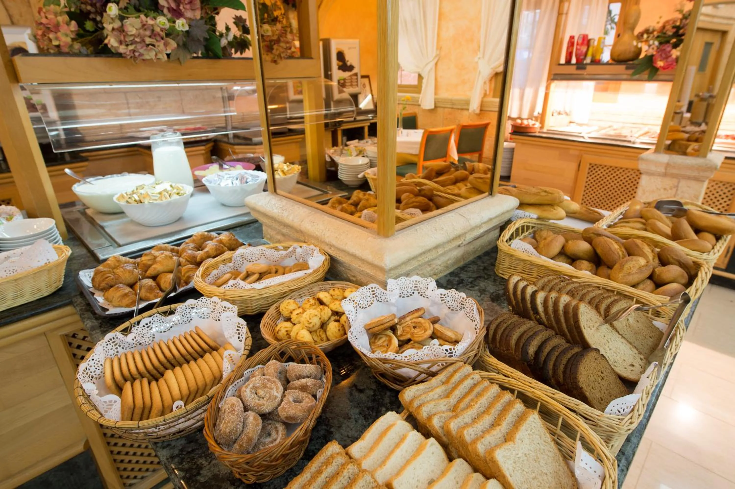 Restaurant/places to eat in Hotel Venecia Paguera