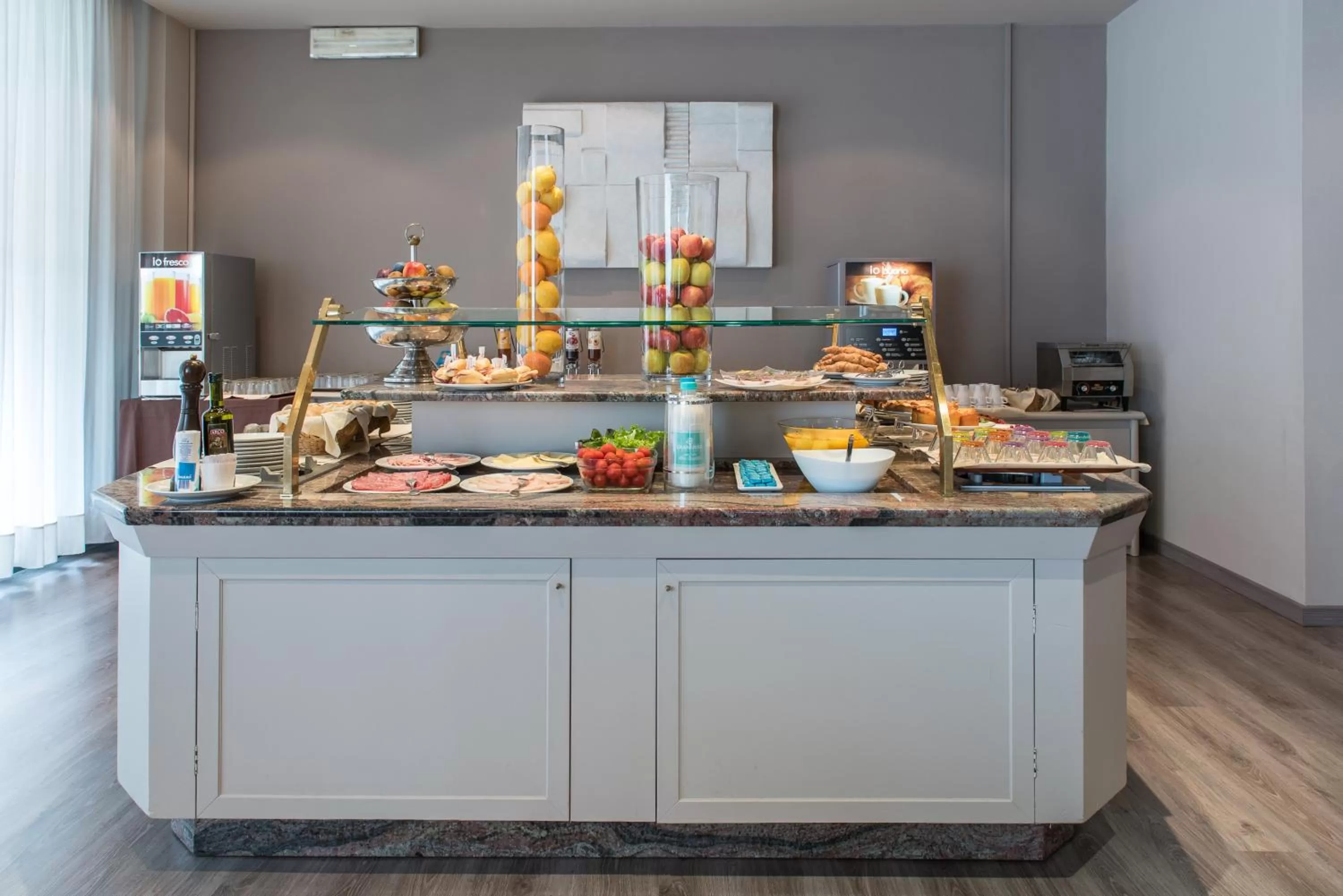 Buffet breakfast in Idea Hotel Piacenza