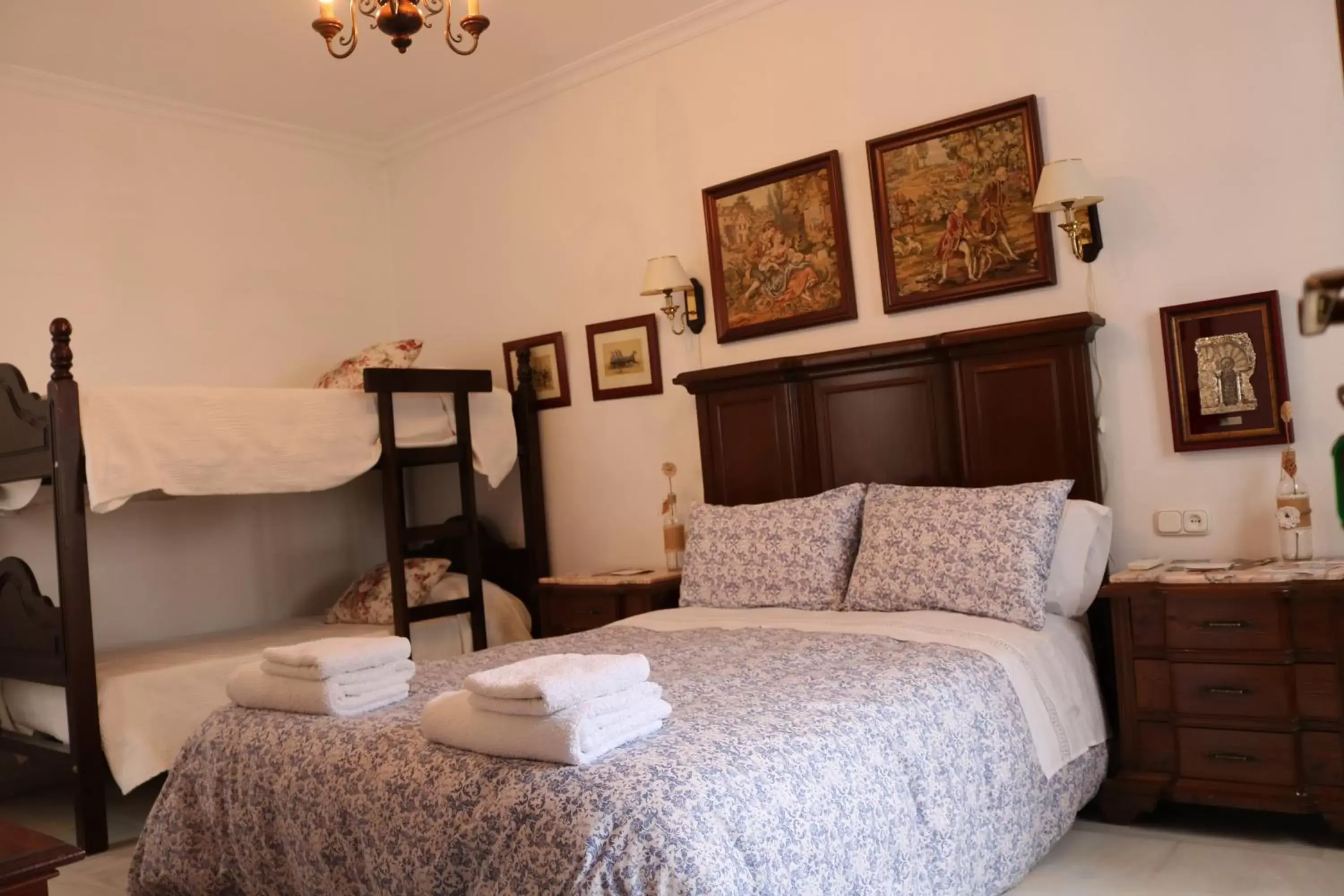 Bed in Boutique house LujoPobre