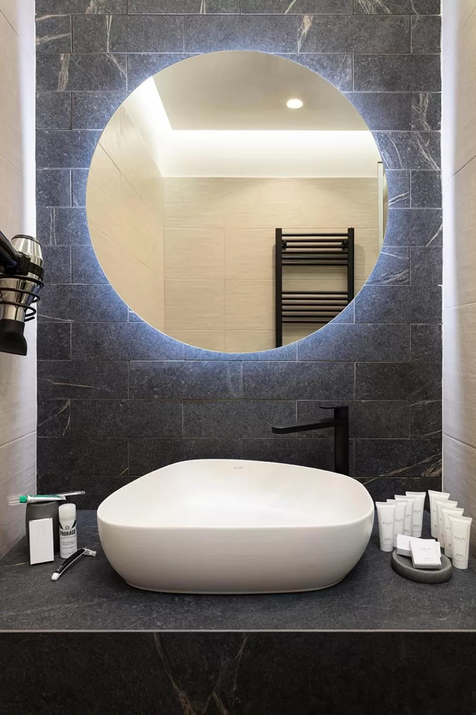 Bathroom in Hotel Poerio 25 Boutique Stay