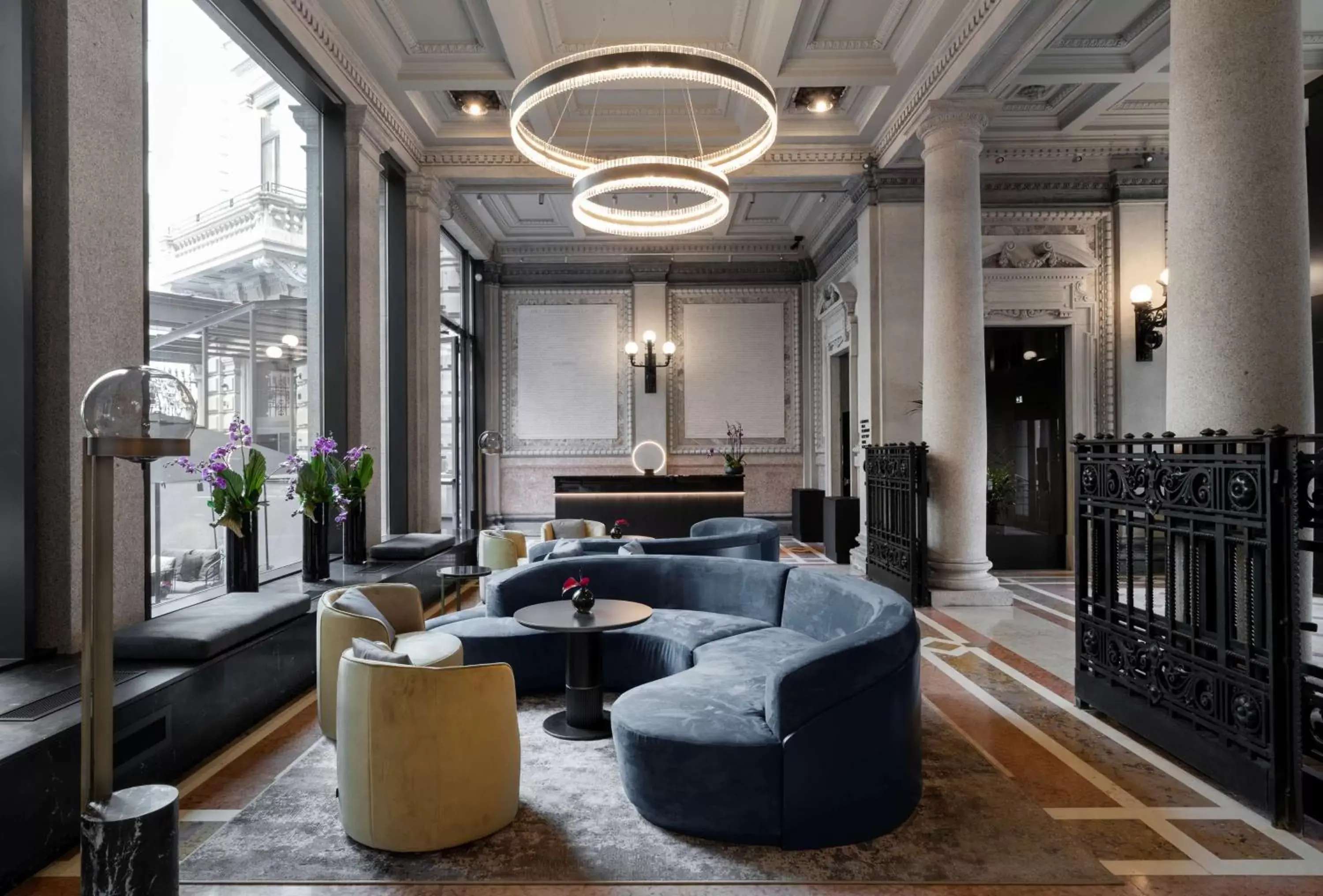 Lobby or reception, Lounge/Bar in Radisson Collection Hotel, Palazzo Touring Club Milan