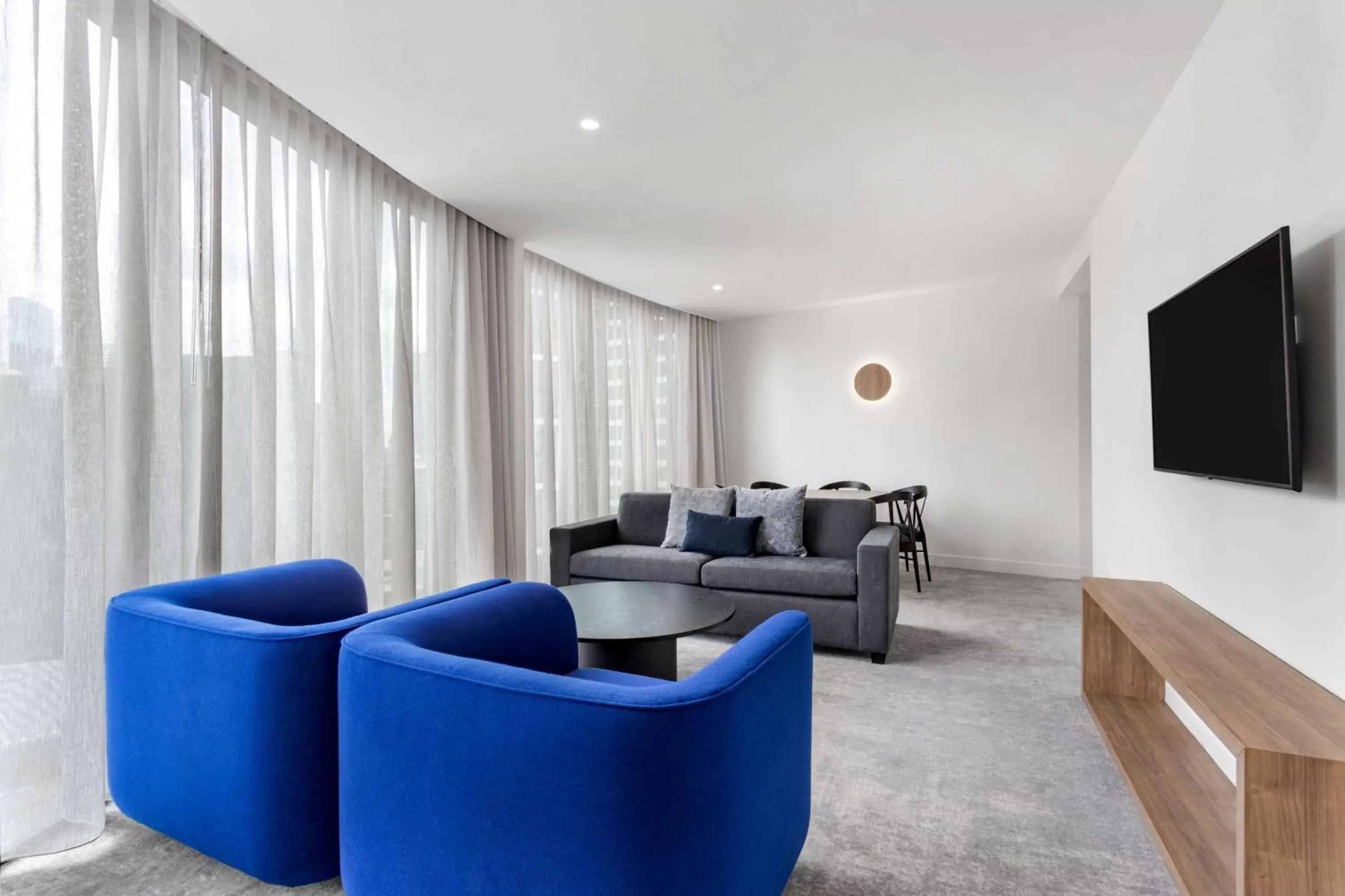 Bedroom, Seating Area in Adina Apartment Hotel Melbourne Southbank