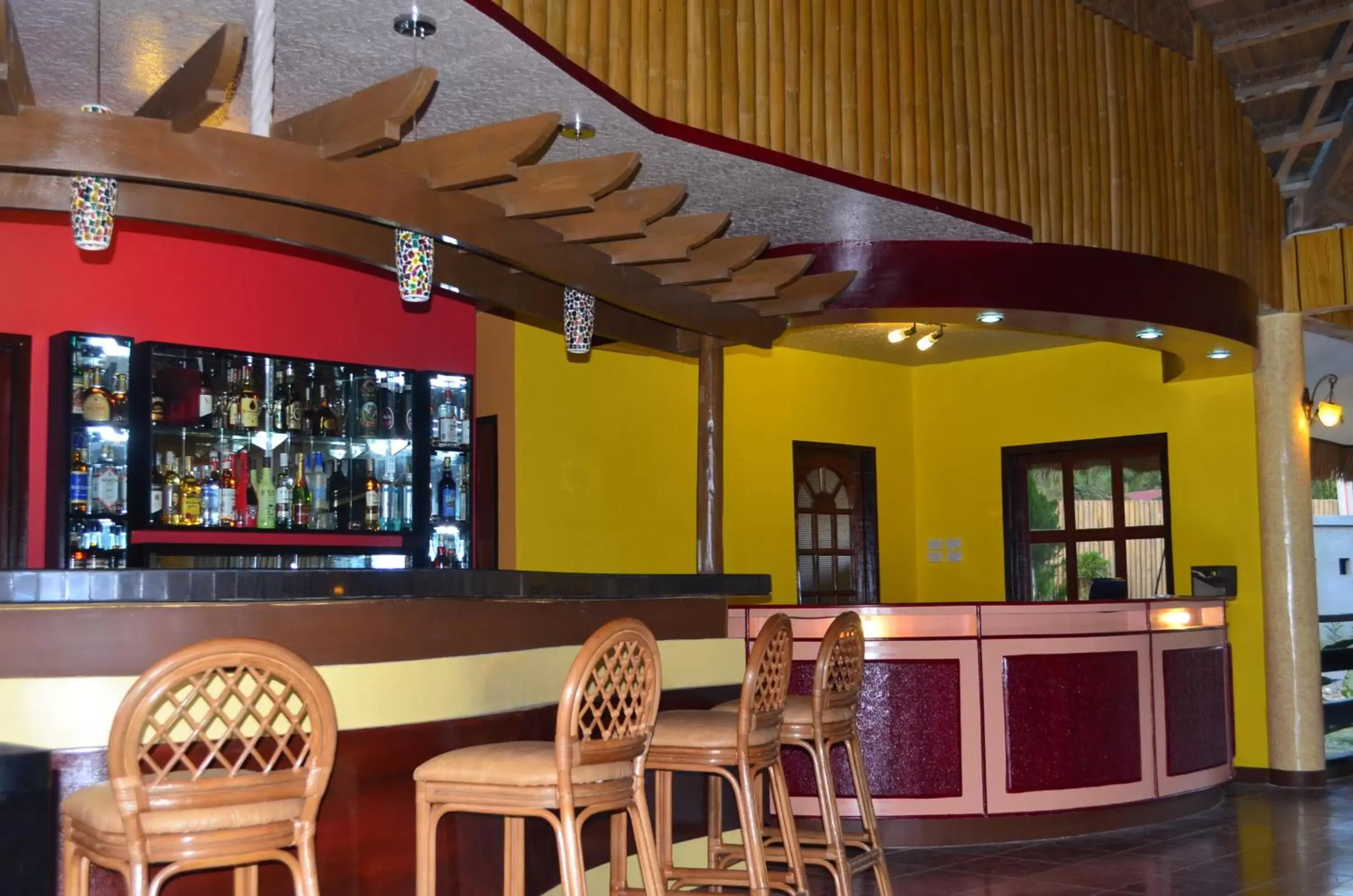 Lobby or reception, Lounge/Bar in Veraneante Resort