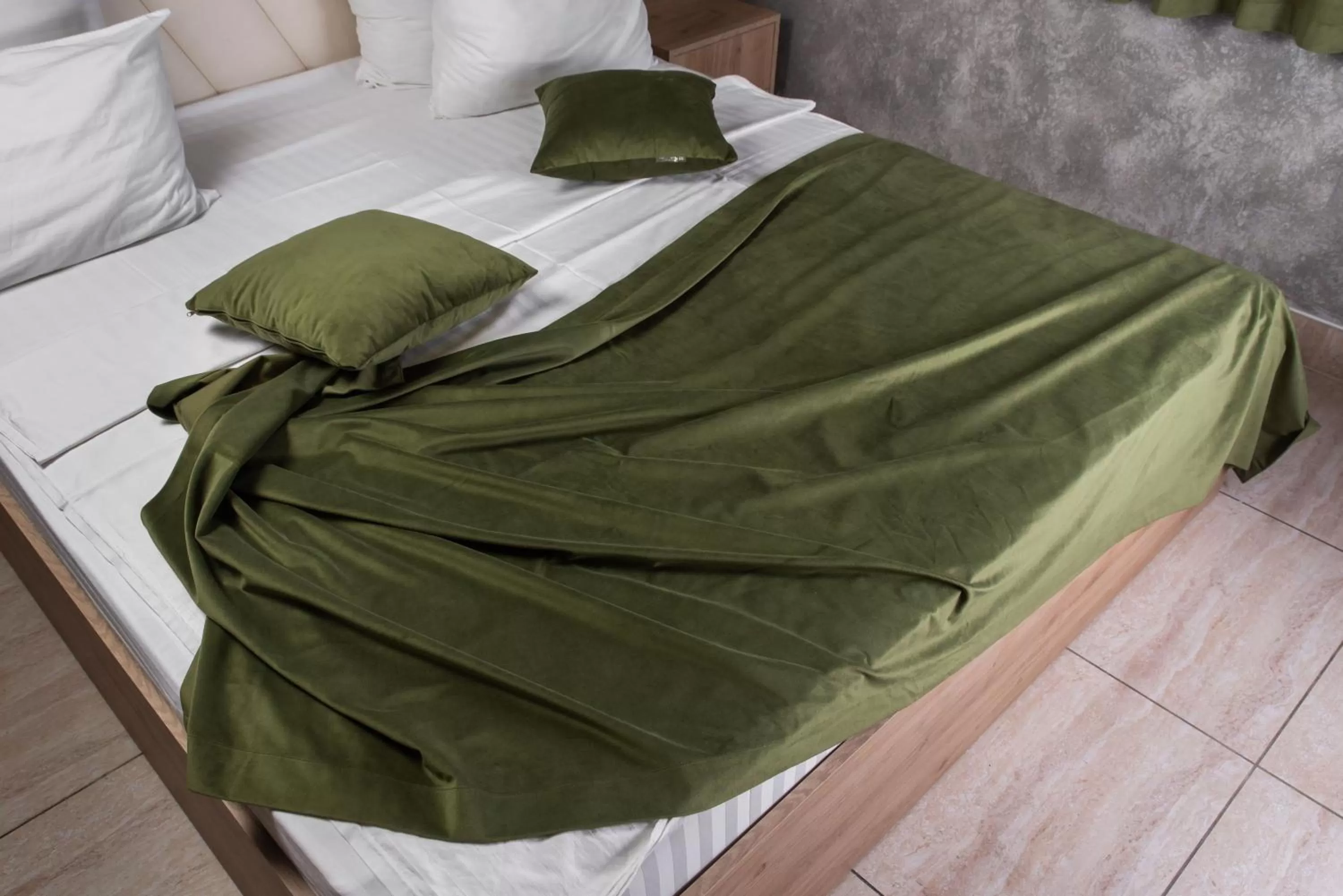 Bed in Avan Plaza Hotel