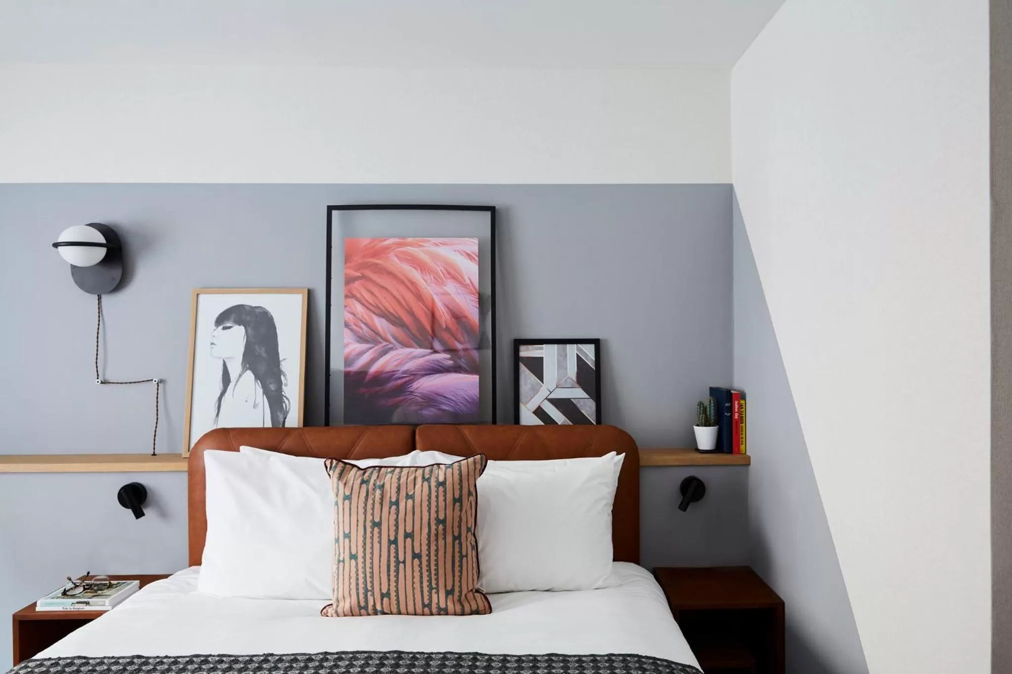 Photo of the whole room, Bed in Hotel Indigo Antwerp City Centre by IHG