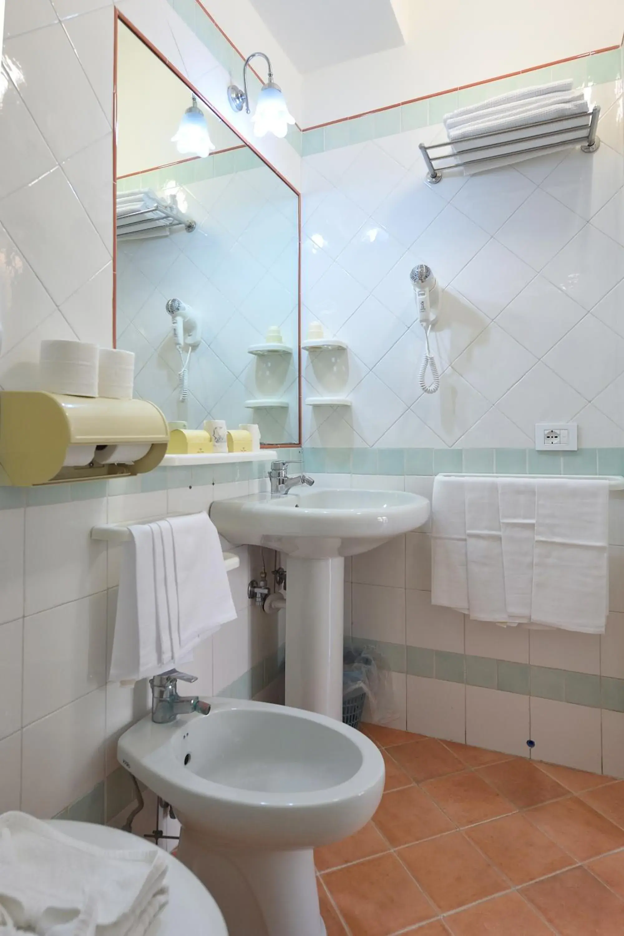 Bathroom in Hotel Settebello