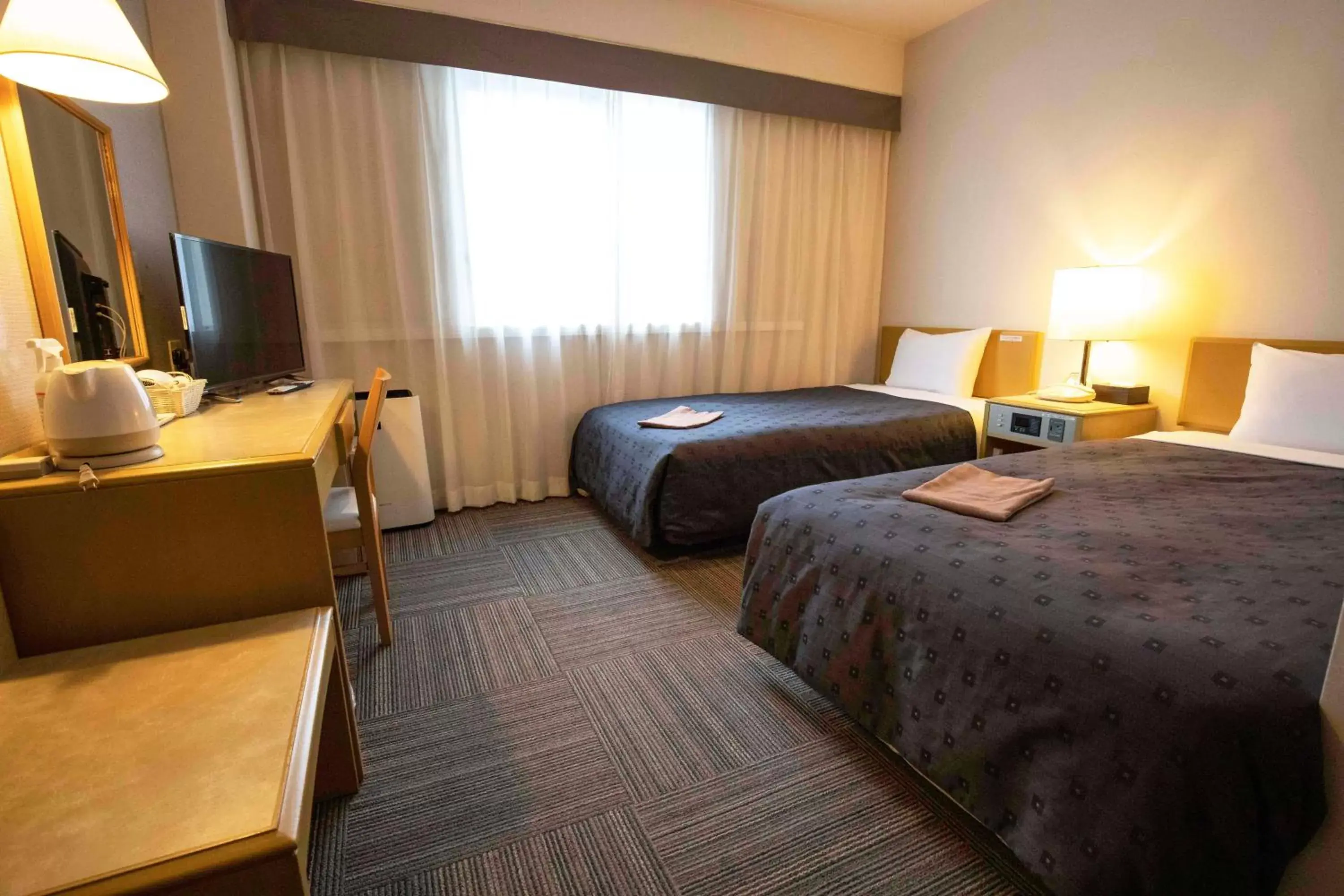 Photo of the whole room, Bed in Court Hotel Mito
