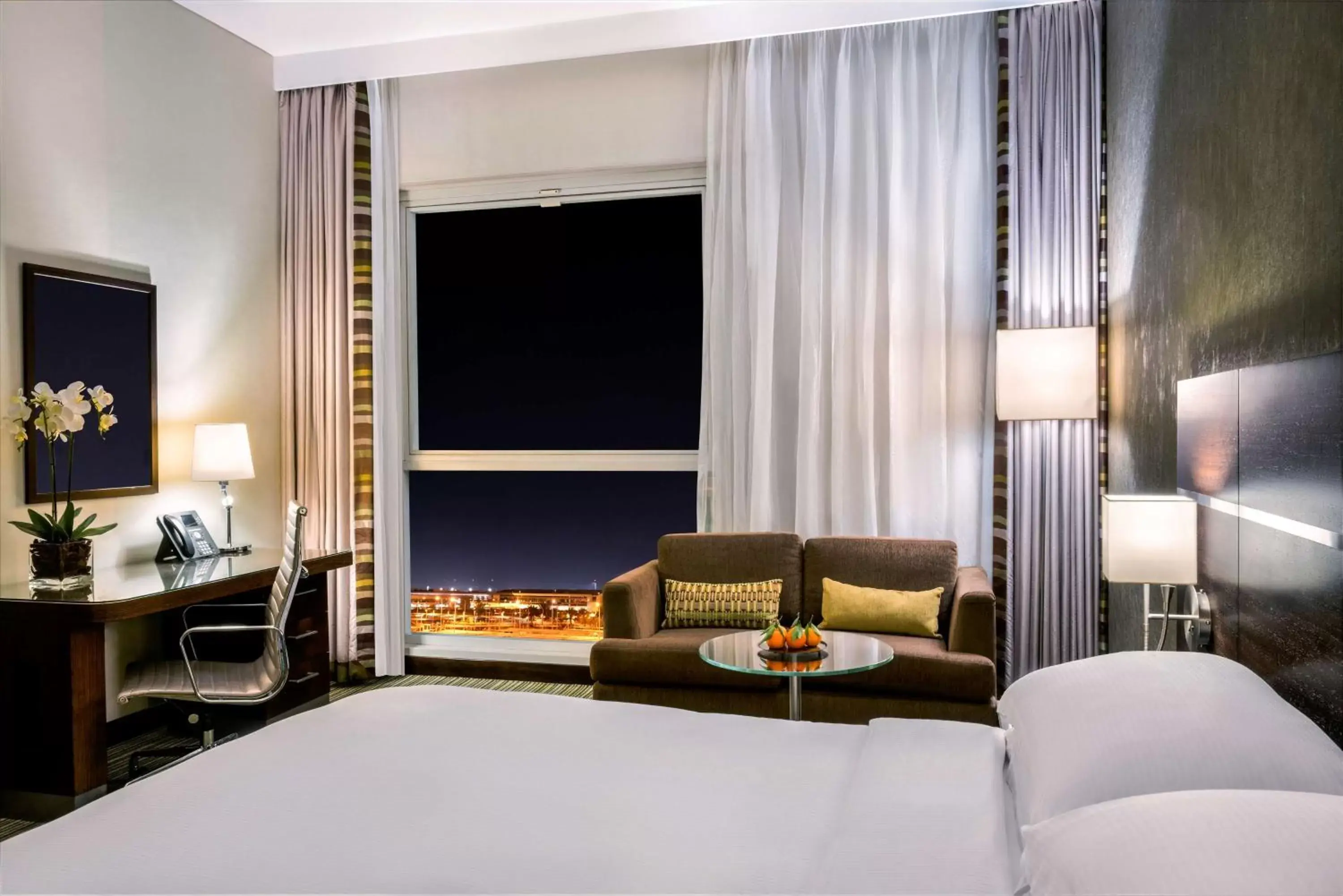 Bedroom, Seating Area in Hyatt Regency Oryx Doha