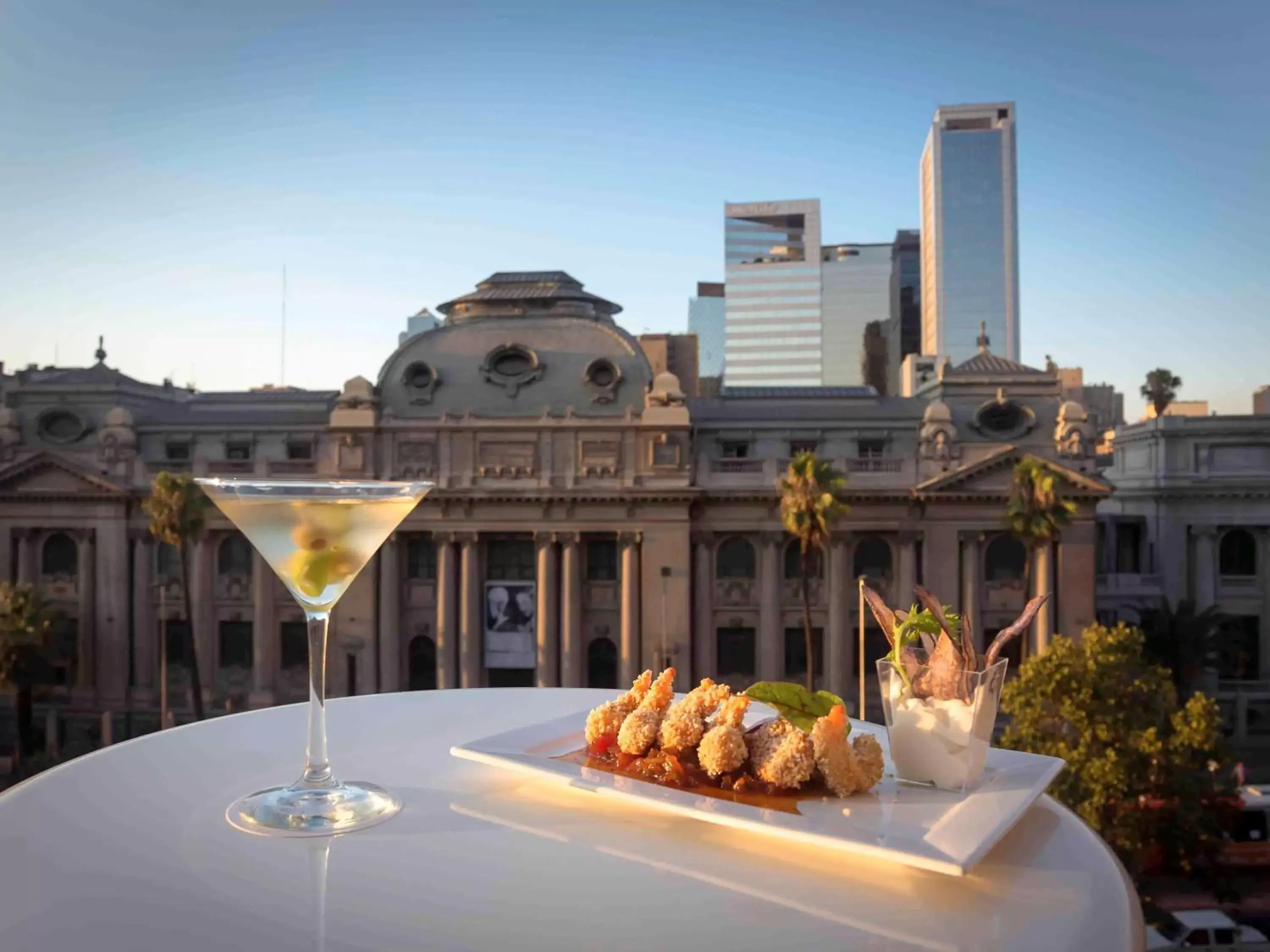 Balcony/Terrace in Mercure Santiago Centro