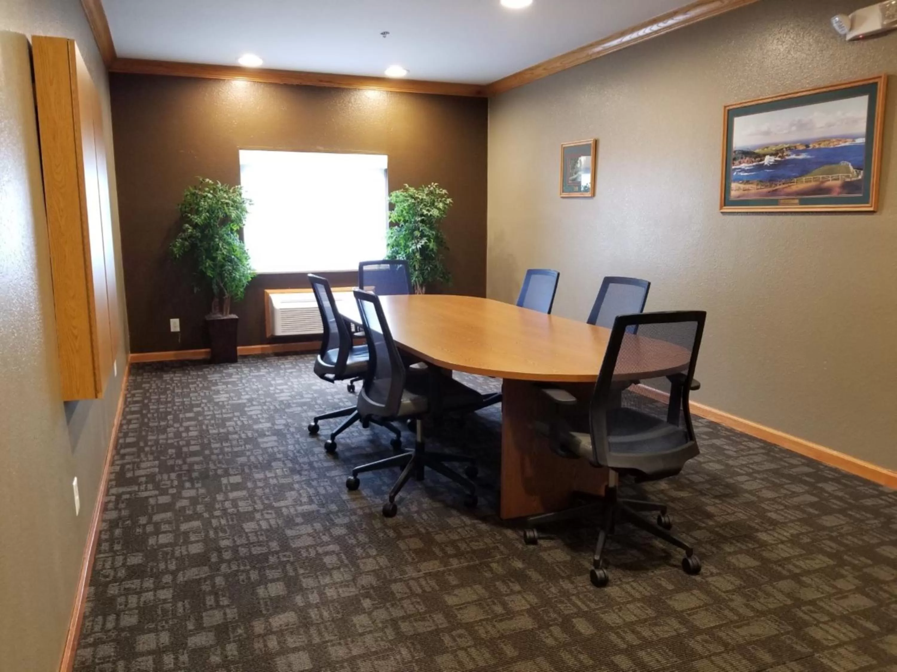 Meeting/conference room in Holiday Inn Express Winfield - Teays Valley by IHG