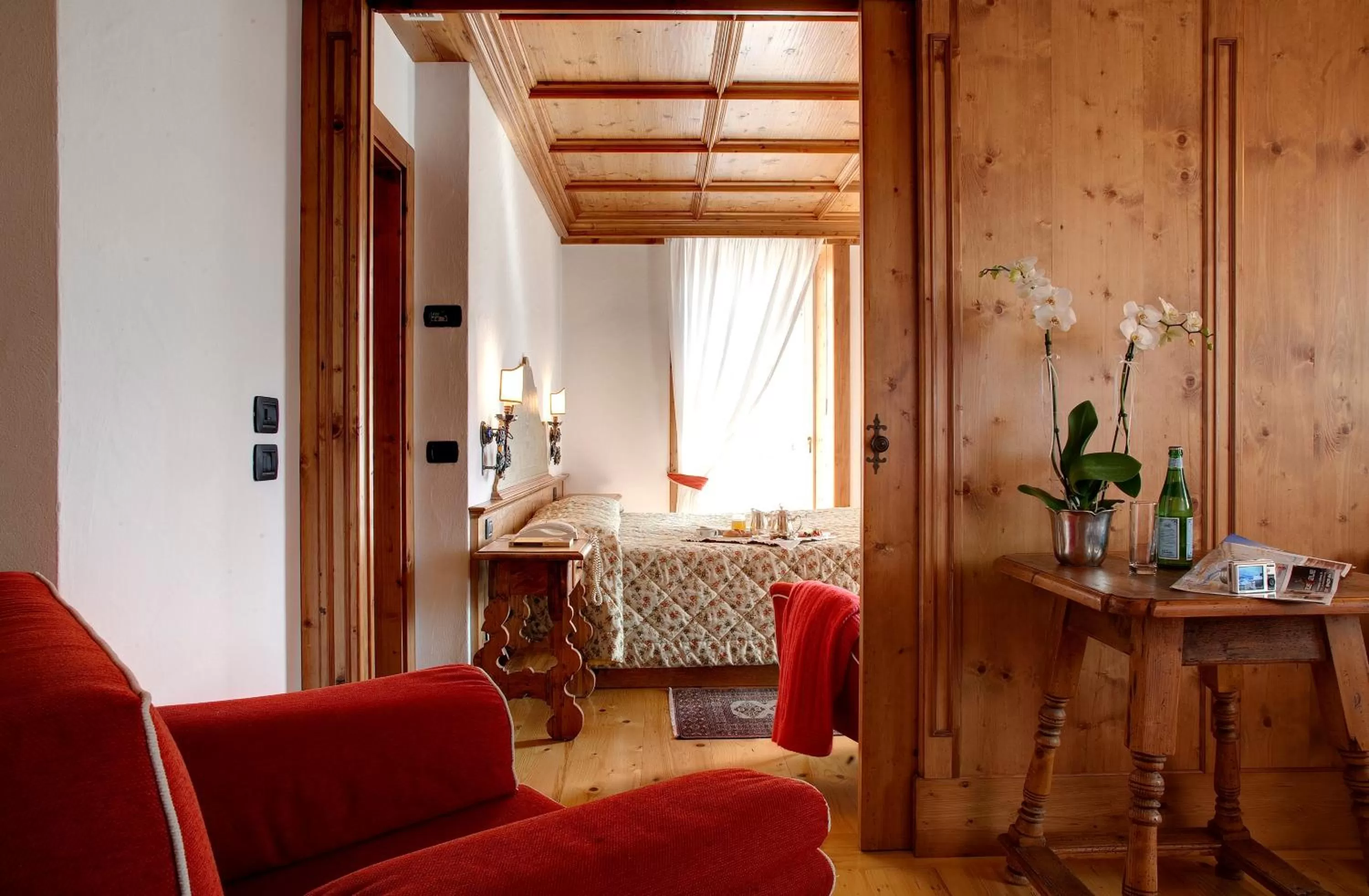 Seating area in Hotel Cortina