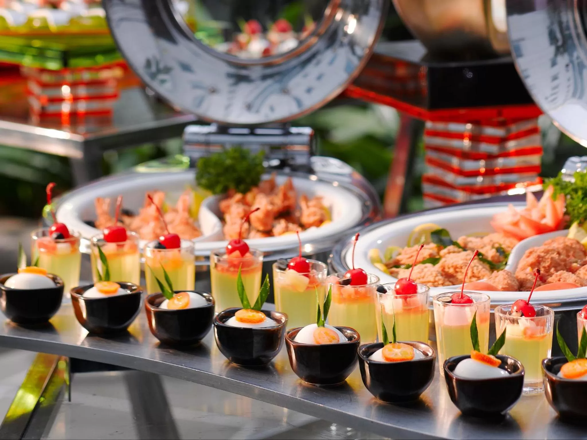 Food in Rendezvous Hotel Singapore by Far East Hospitality