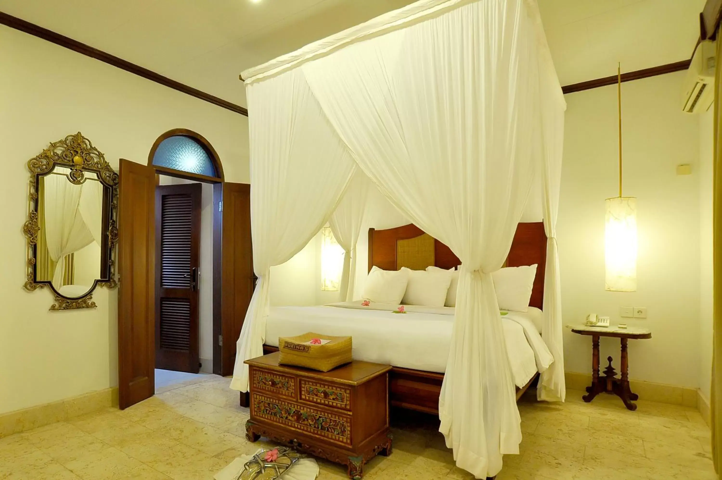 bunk bed, Bed in Puri Mas Boutique Resort & Spa