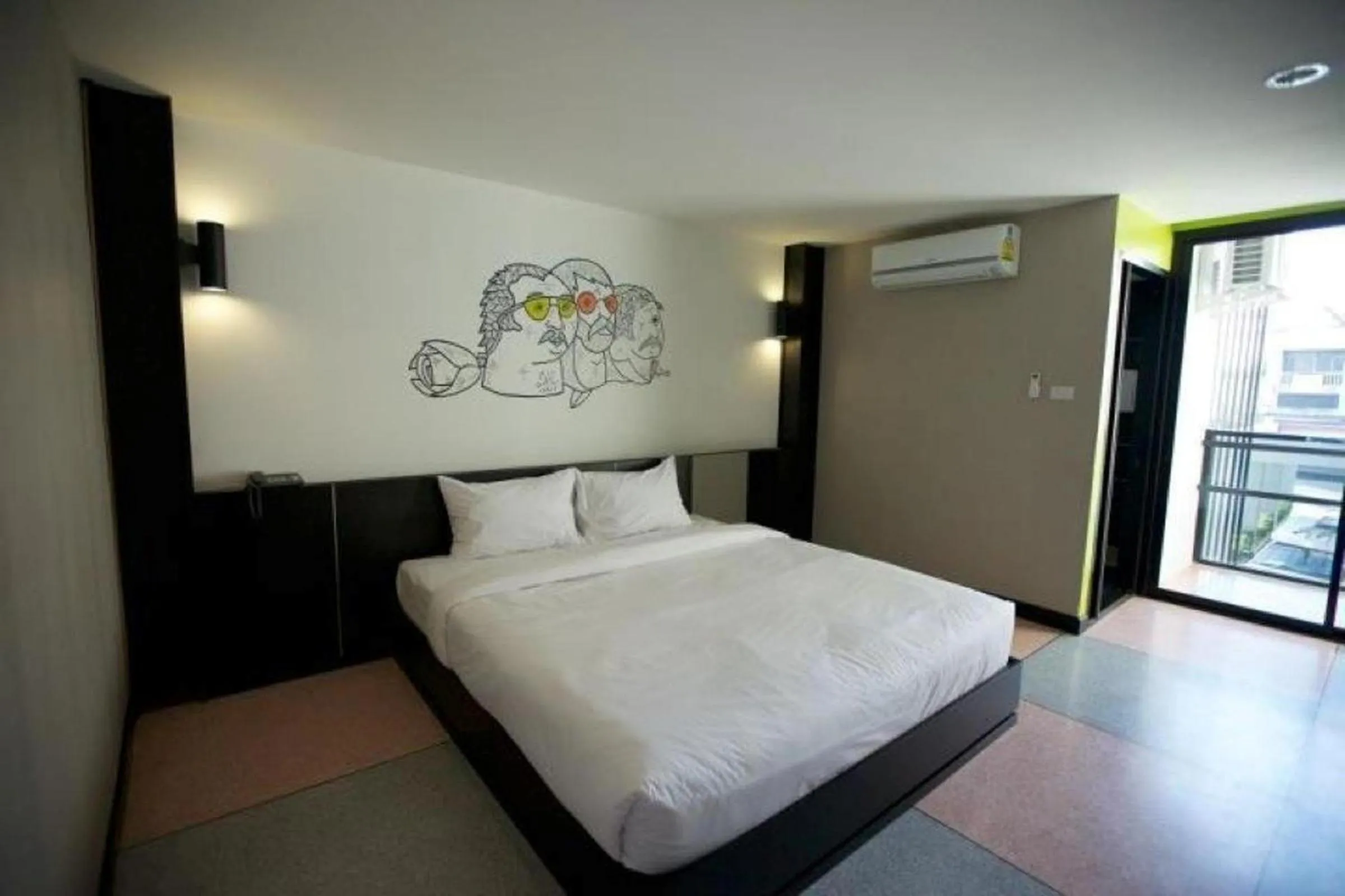 Bedroom, Bed in Pen Ta Hug Hotel