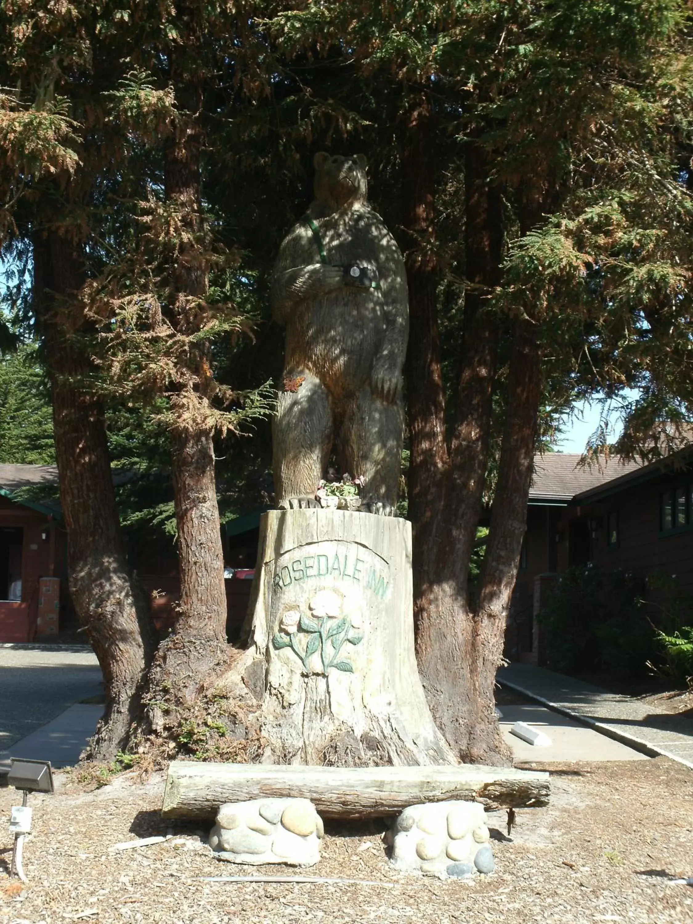 Facade/entrance in Rosedale Inn