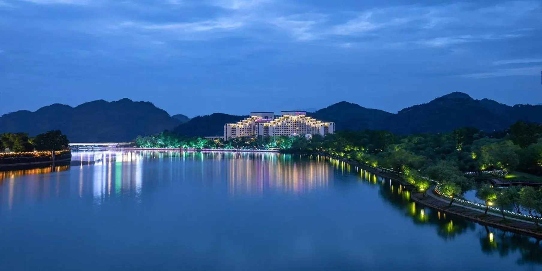 Property building in Crowne Plaza Huangshan Yucheng, an IHG Hotel