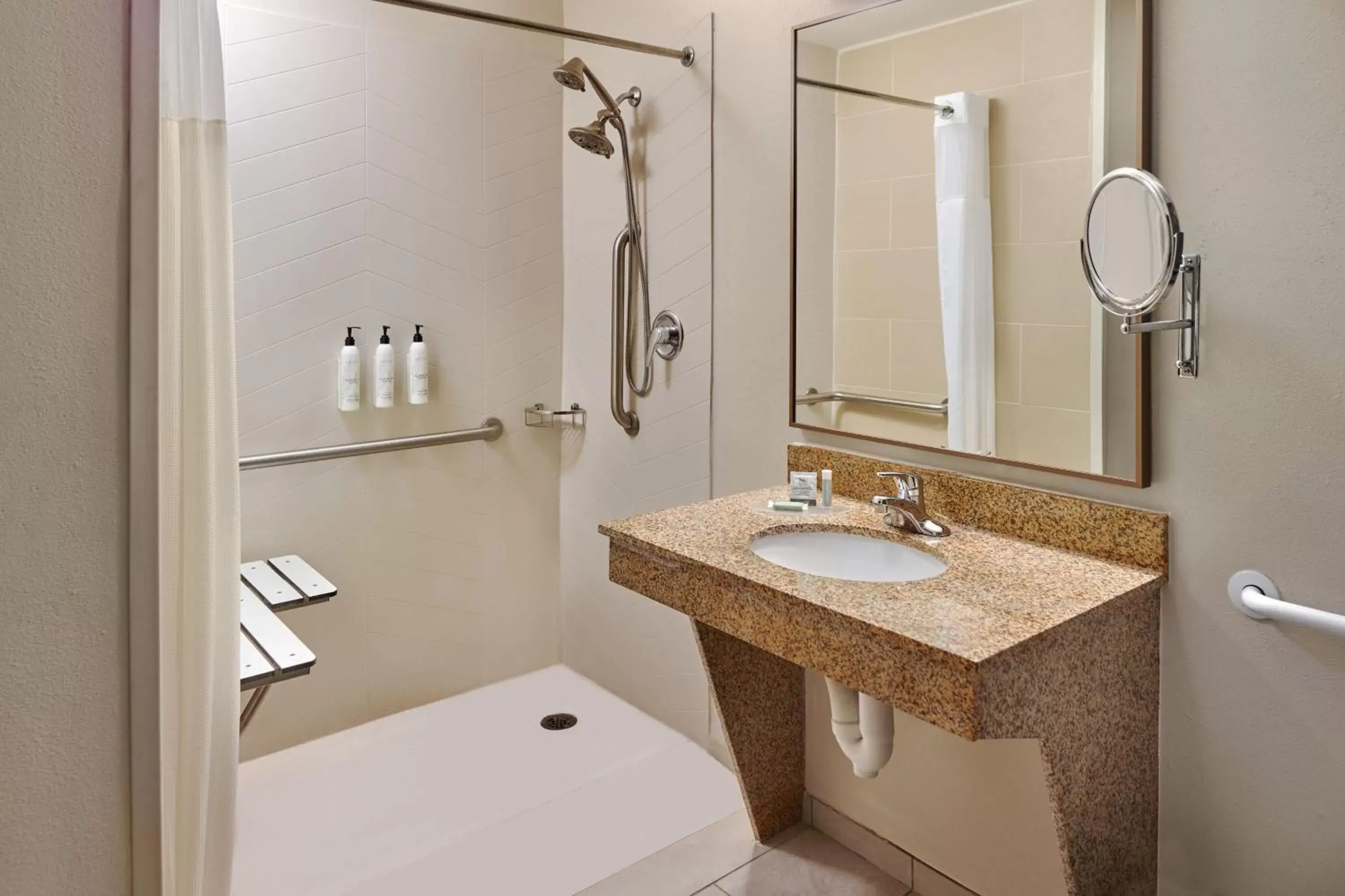 Bathroom in Fairfield Inn & Suites Warner Robins