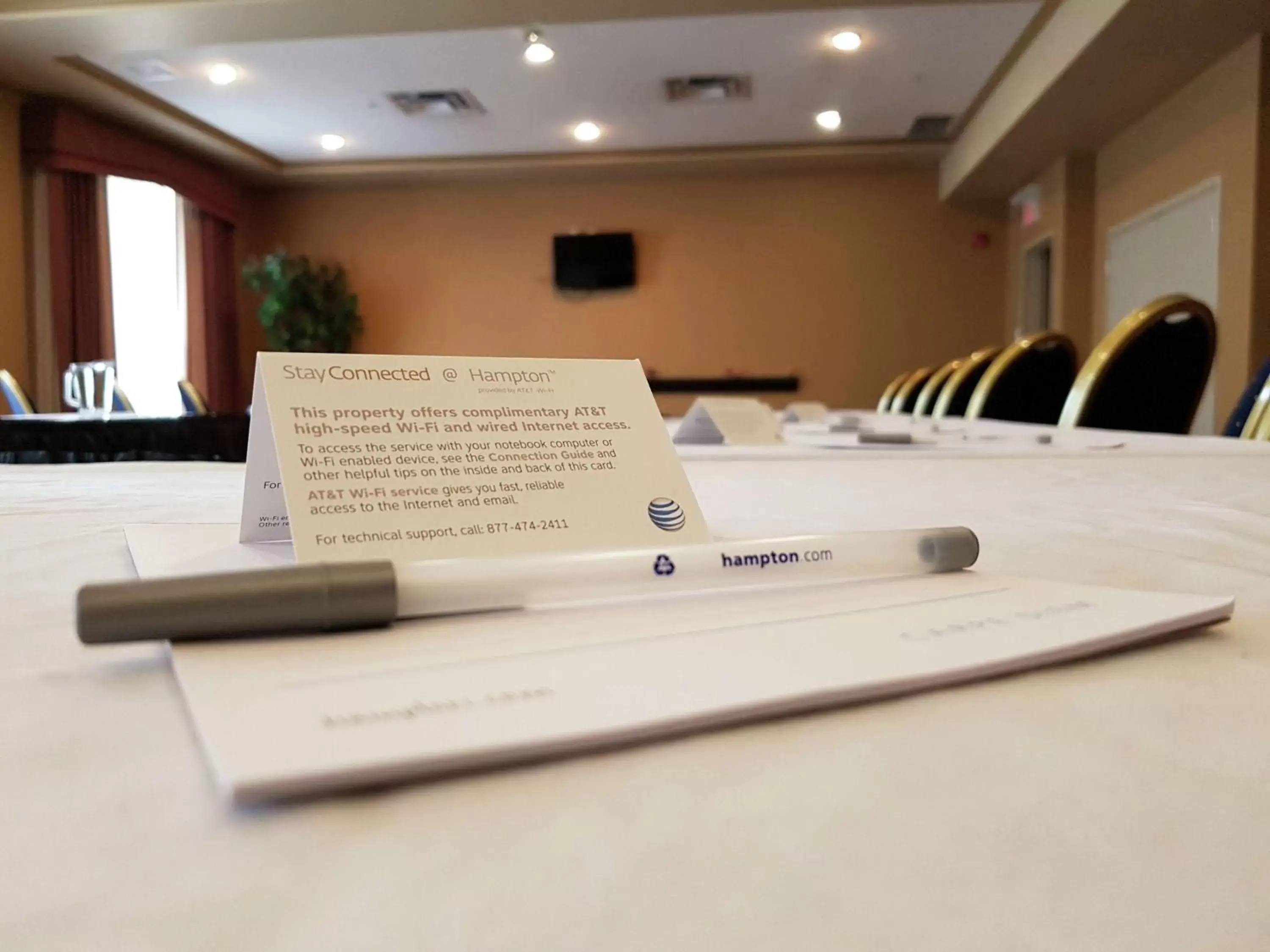 Meeting/conference room in Hampton Inn & Suites by Hilton Edmonton International Airport