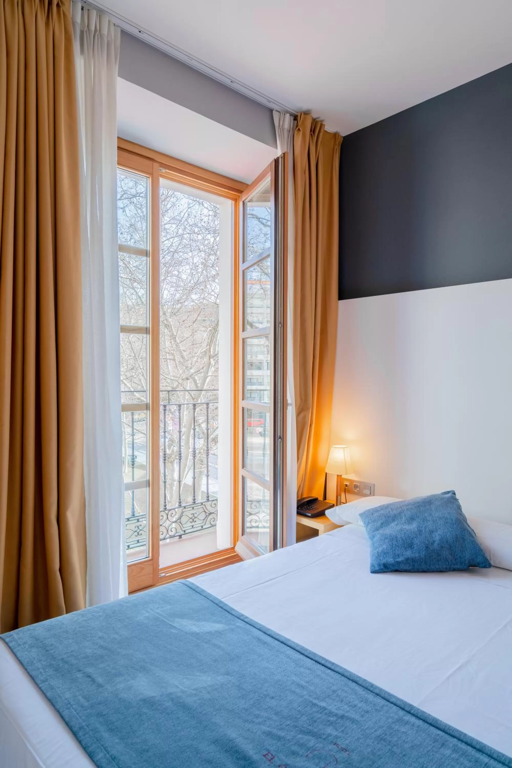 Bed in Hotel El Coloquio