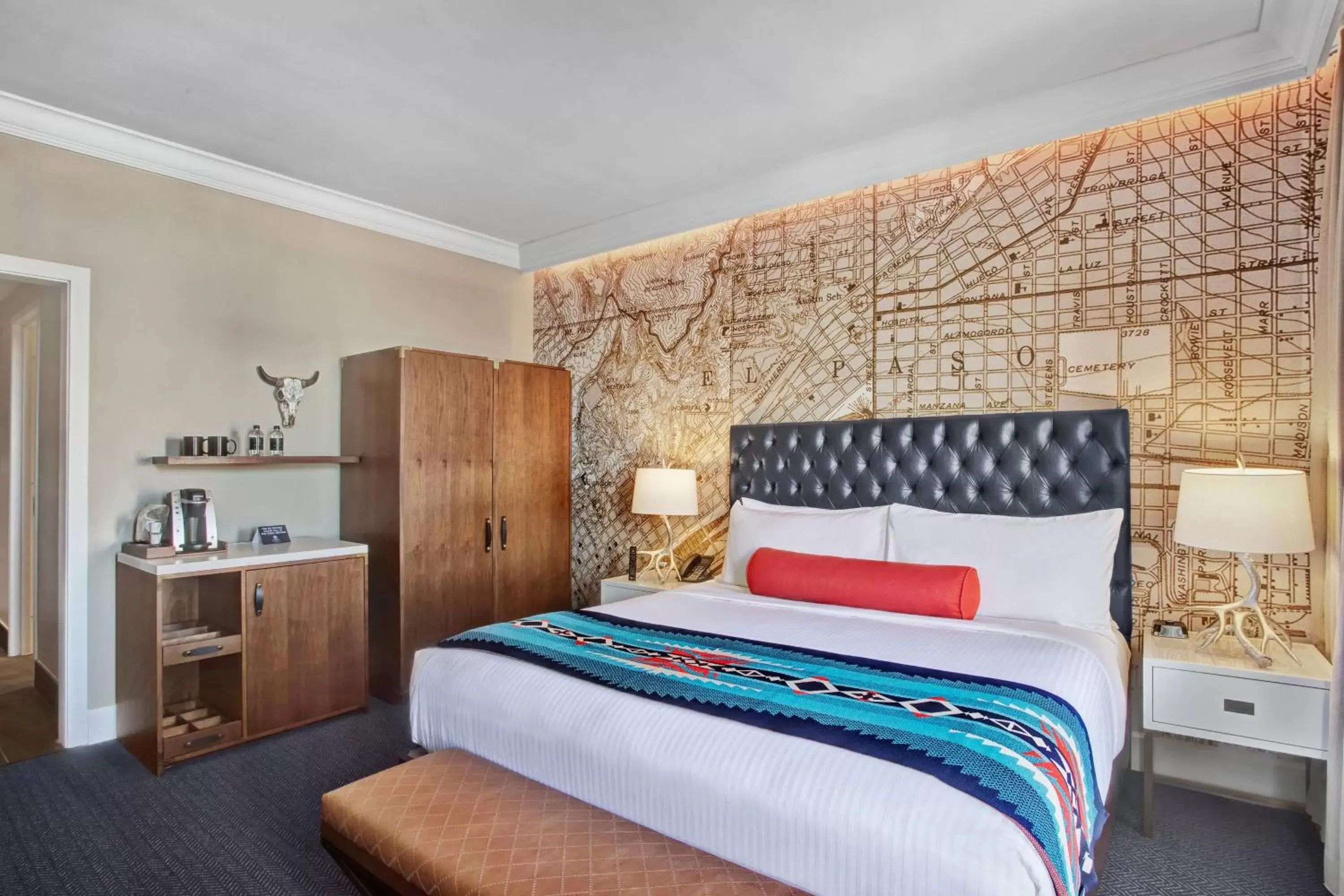 Guests, Bed in Hotel Paso Del Norte, Autograph Collection