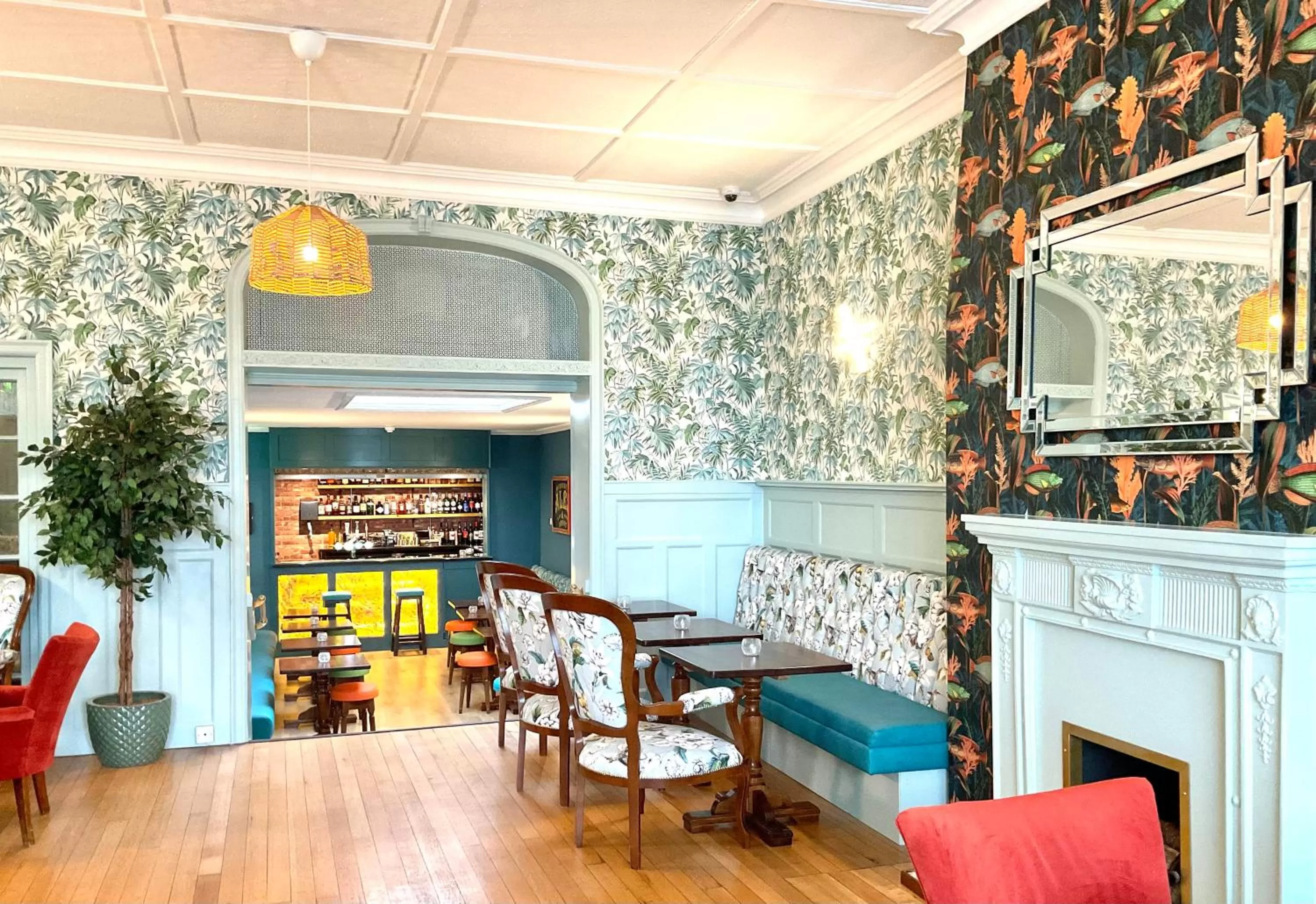 Lounge or bar in Ashton Court Hotel