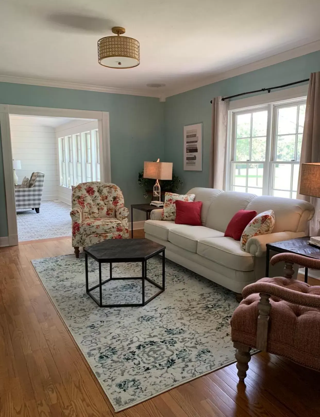 Seating Area in Biddle Point Inn