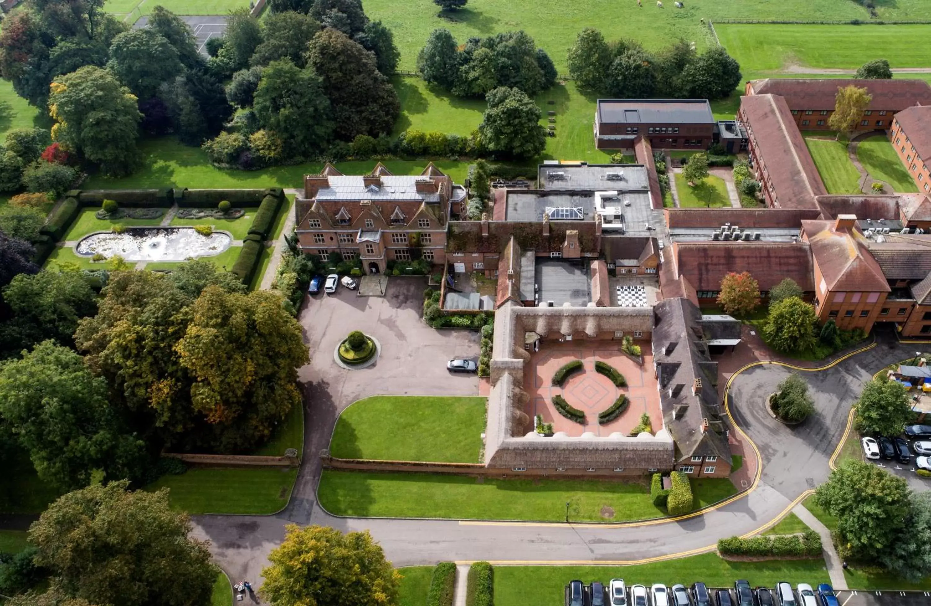 Bird's eye view, Bird's-eye View in Horwood House Hotel