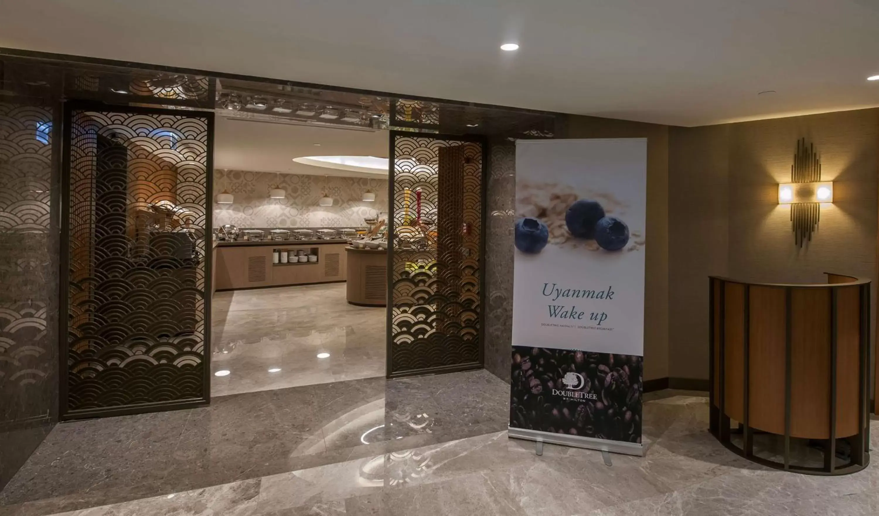 Restaurant/places to eat, Lobby/Reception in DoubleTree by Hilton Istanbul - Sirkeci