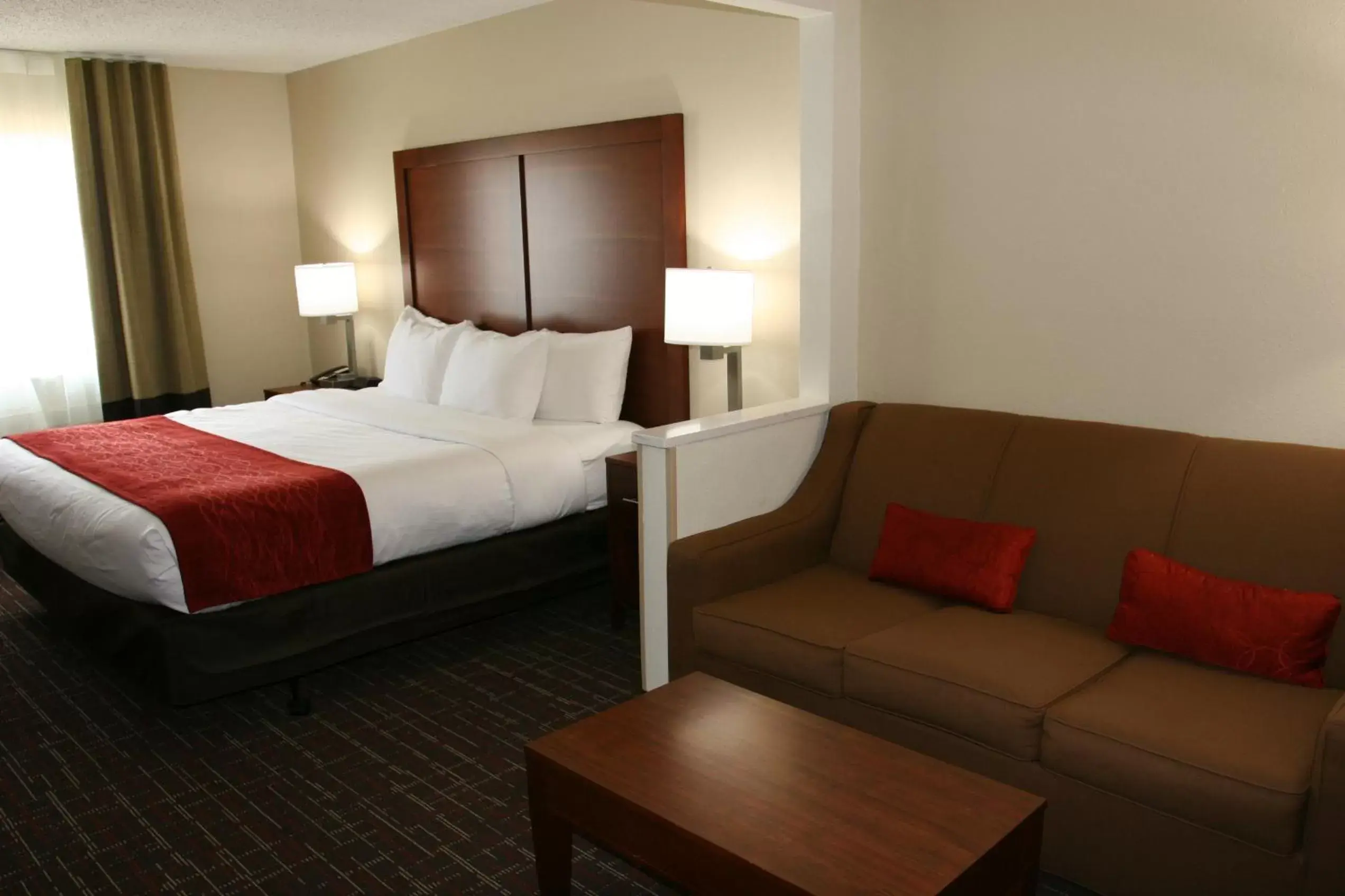 King Suite - Accessible/Non-Smoking in Comfort Inn Wichita Falls near University