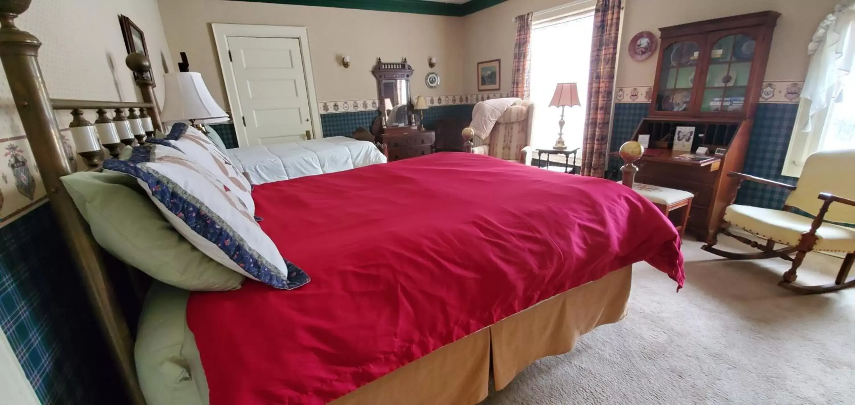 Photo of the whole room, Bed in Saravilla Bed & Breakfast