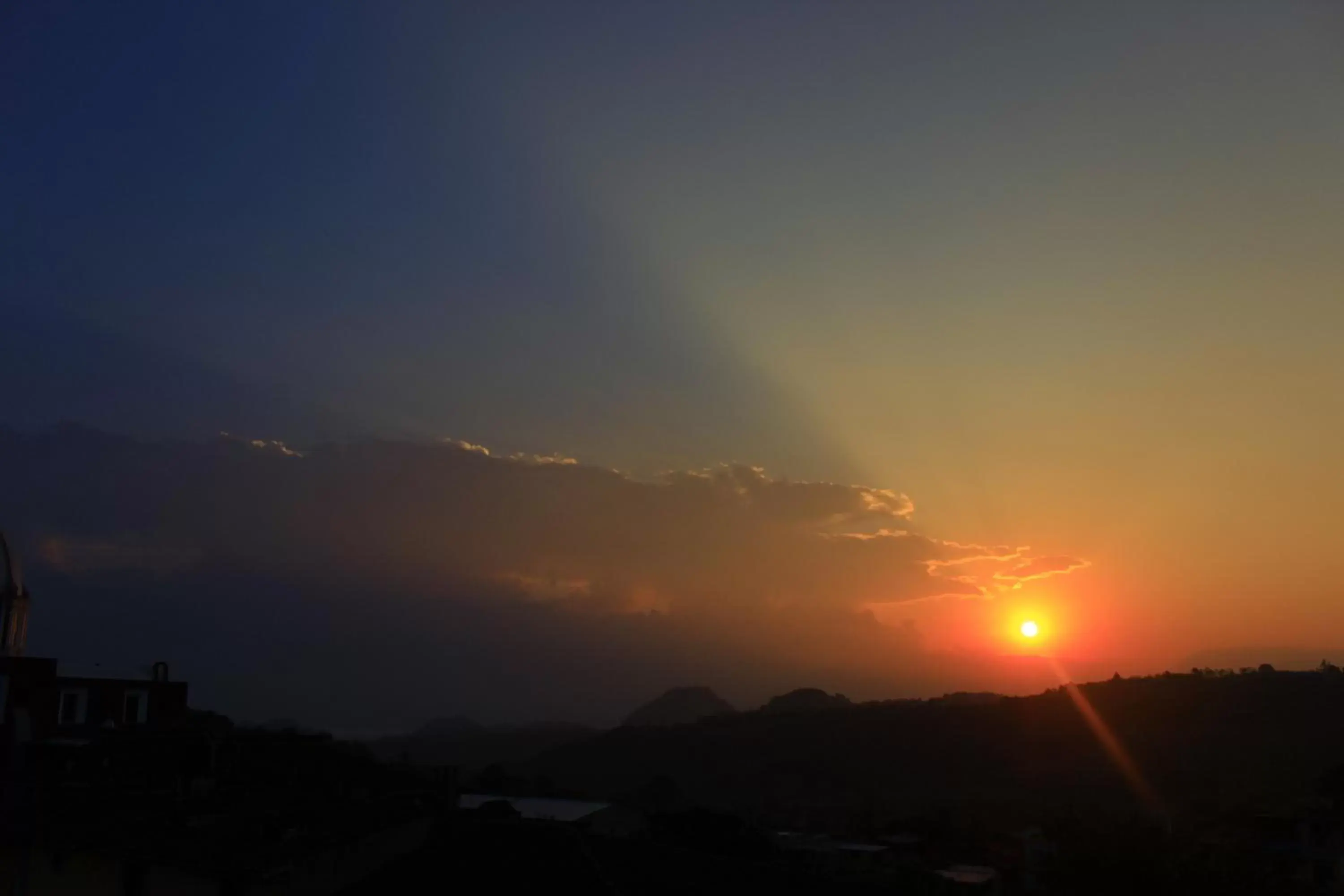 Sunrise/Sunset in Hotel Atzalan