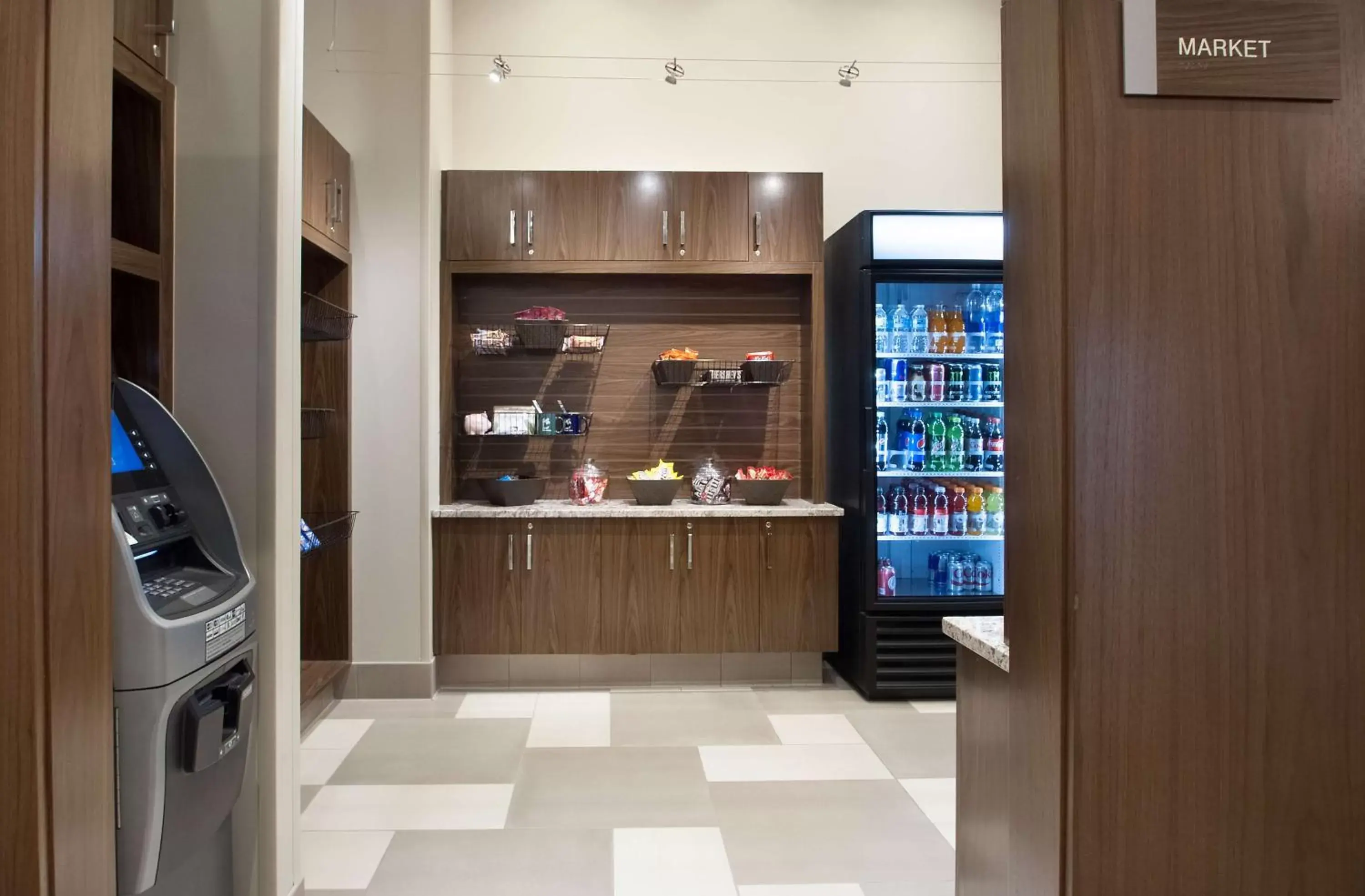 Restaurant/places to eat, Kitchen/Kitchenette in Embassy Suites by Hilton Bloomington/Minneapolis