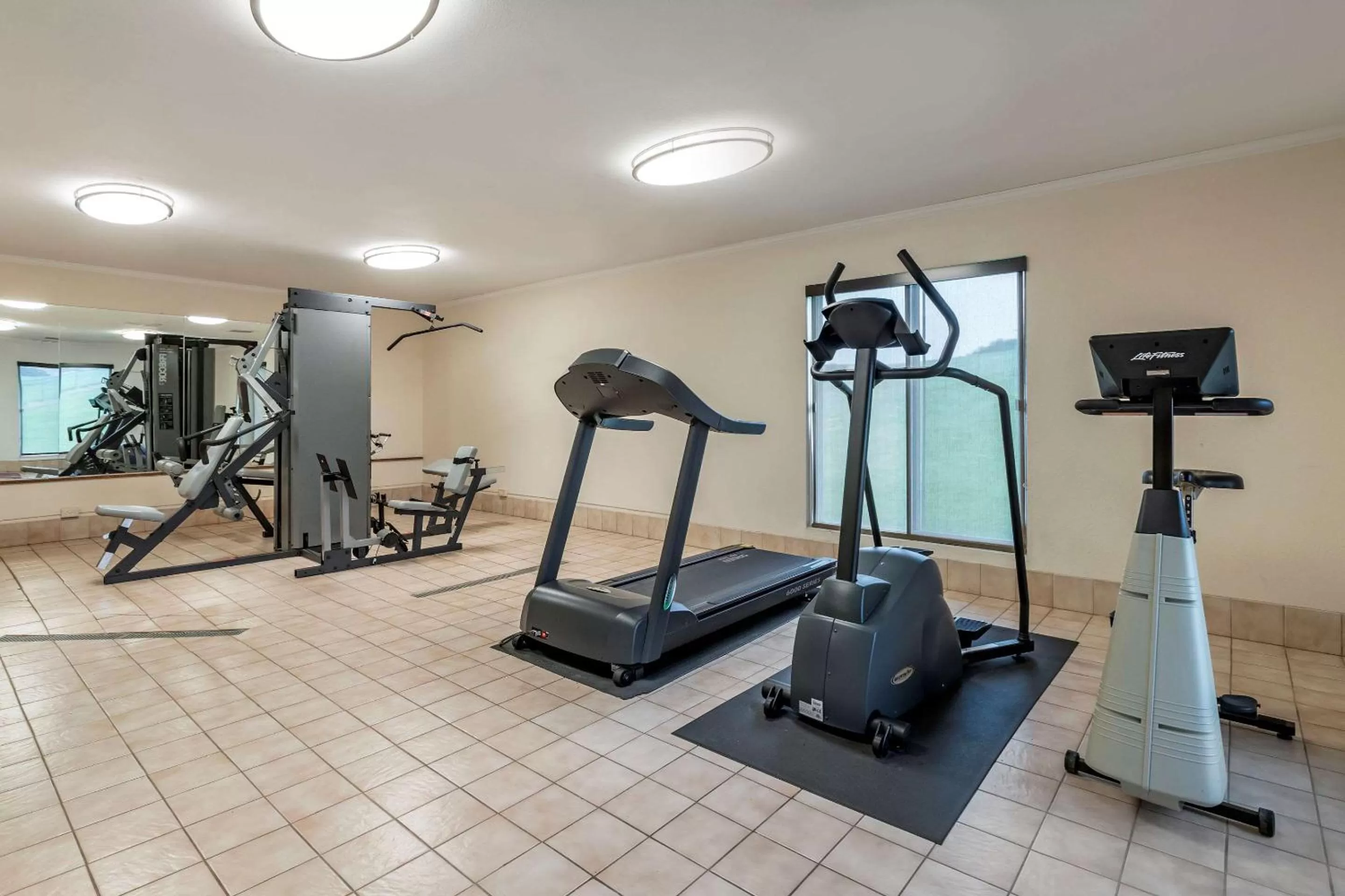 Fitness centre/facilities in Quality Inn Creston
