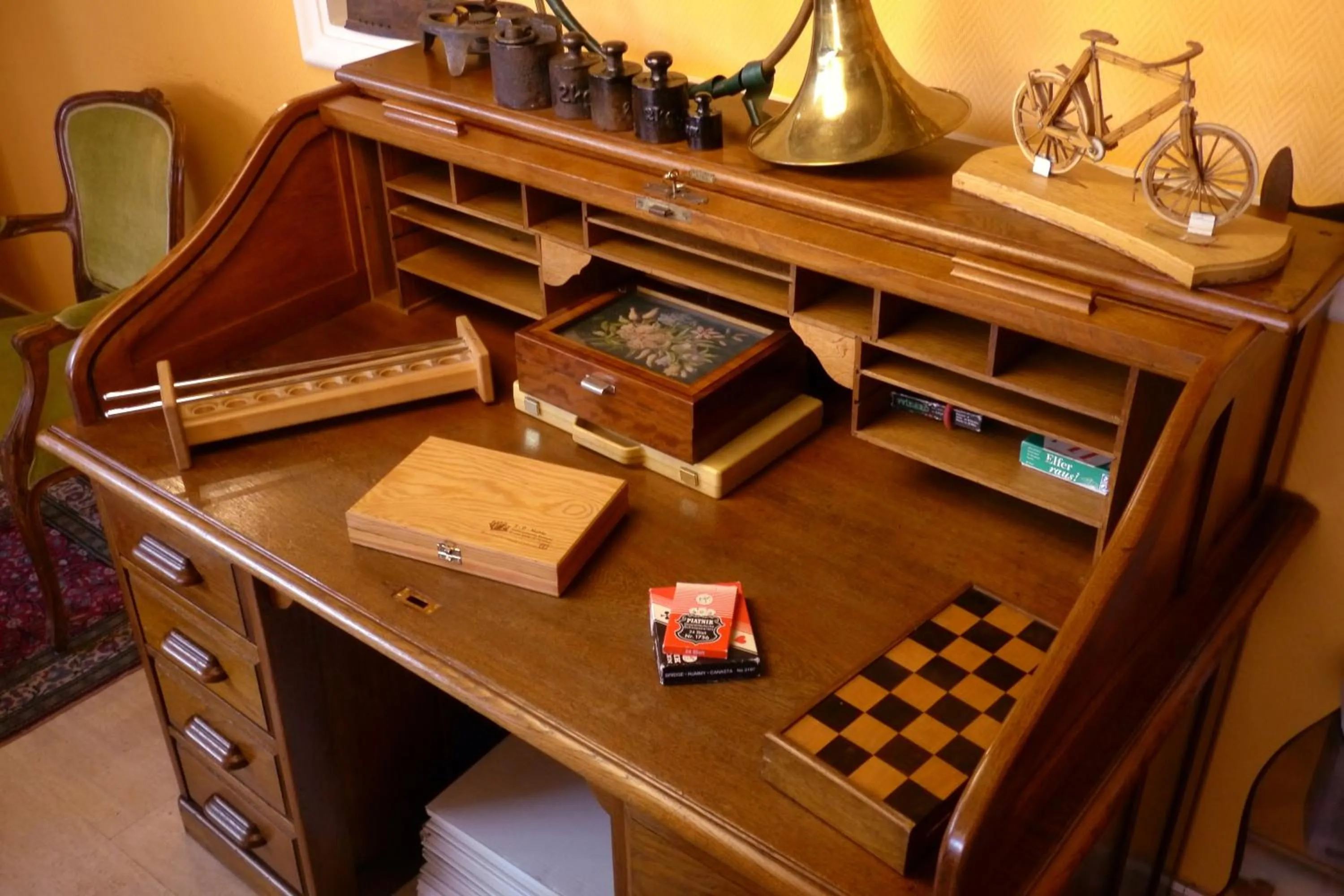 Communal lounge/ TV room in Hotel Hohenstauffen