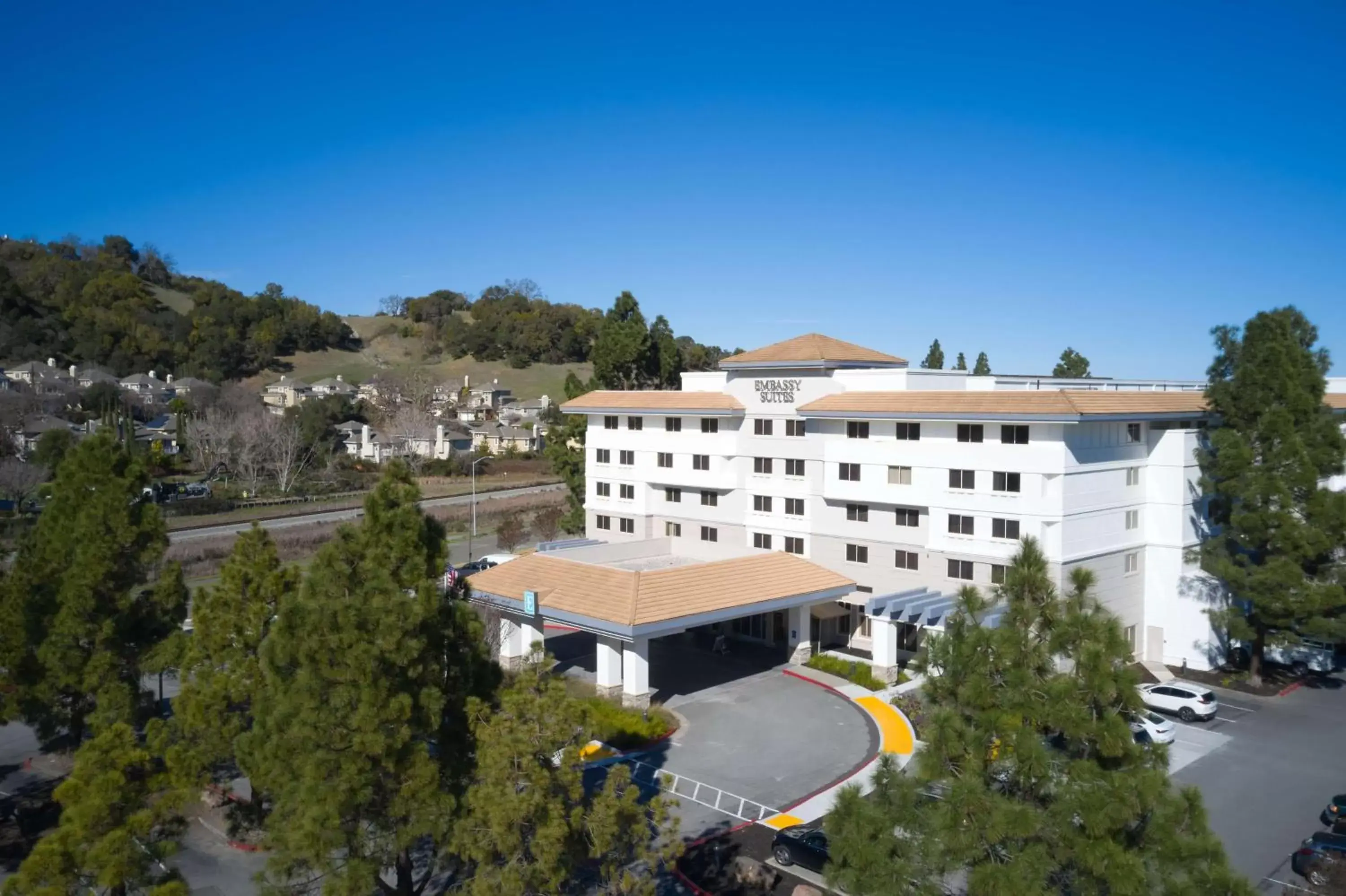 Property building in Embassy Suites by Hilton San Rafael Marin County