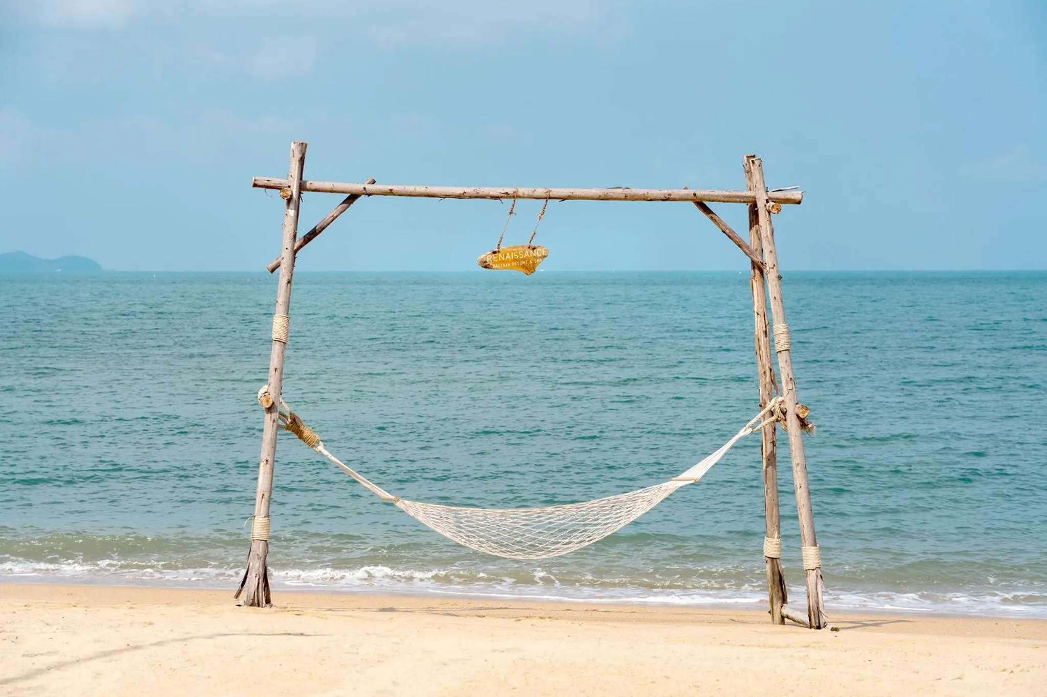 Beach in Renaissance Pattaya Resort & Spa