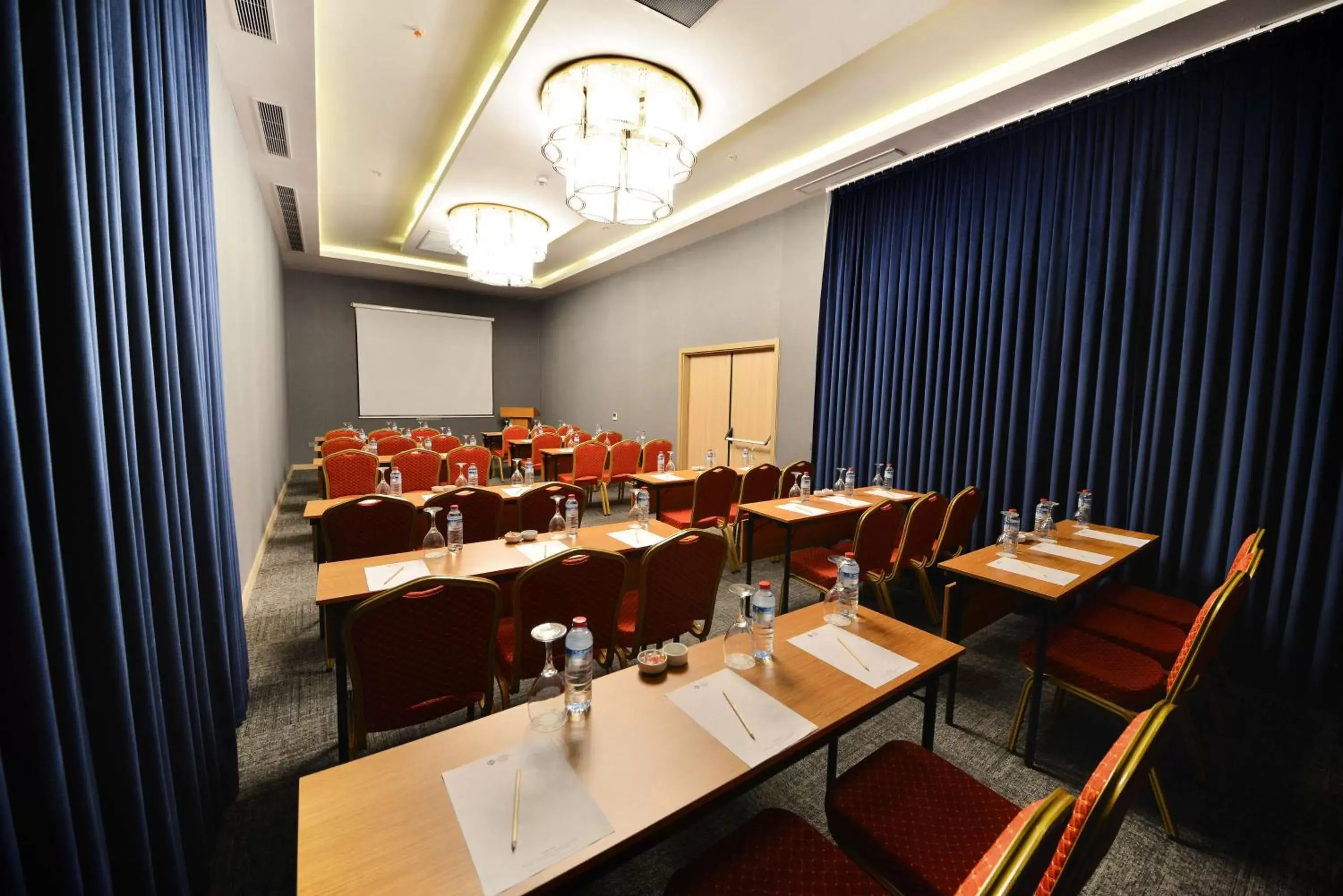 Meeting/conference room in Best Western Plus Center Hotel