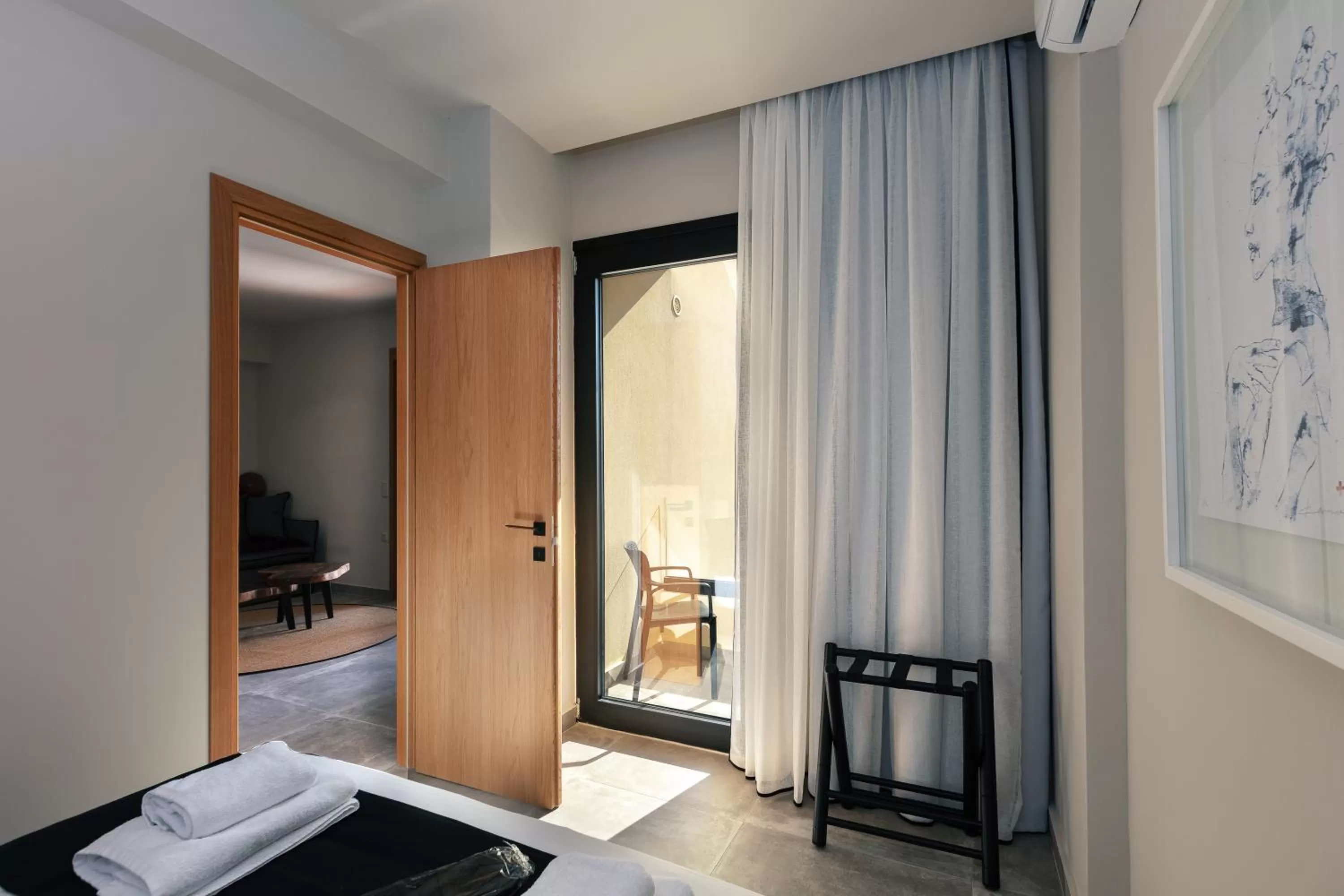 Bedroom, Bed in Chapter 02 Gallery Suites - ex GD Gallery Suites