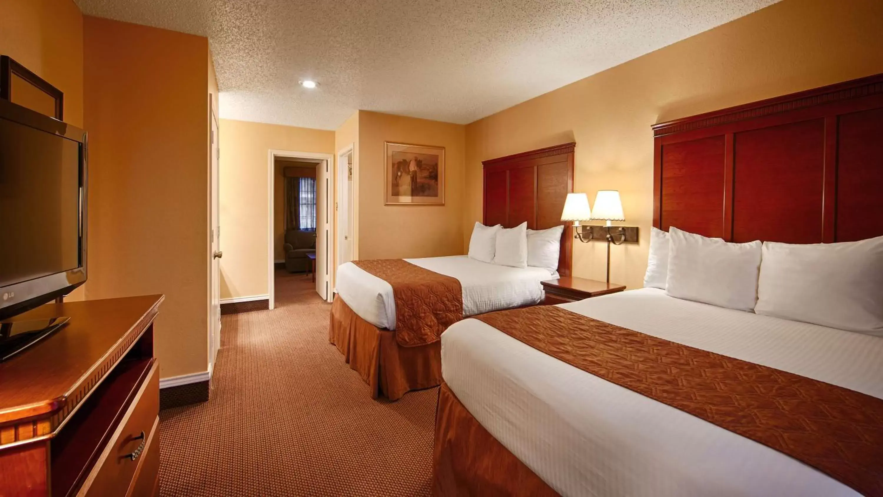 Photo of the whole room, Room Photo in Best Western Trail Dust Inn & Suites