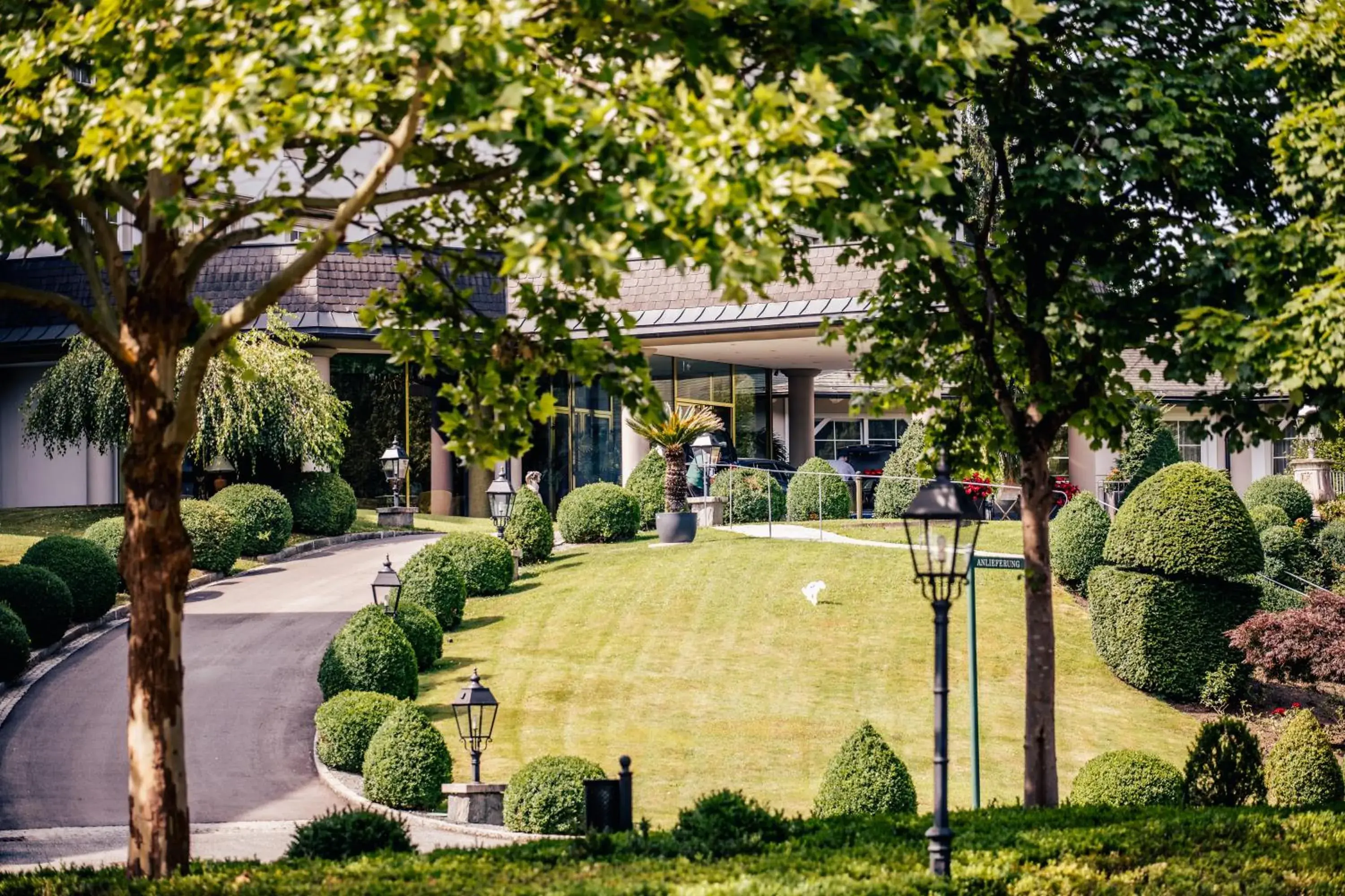 Property building, Garden in Hotel Schloss Seefels