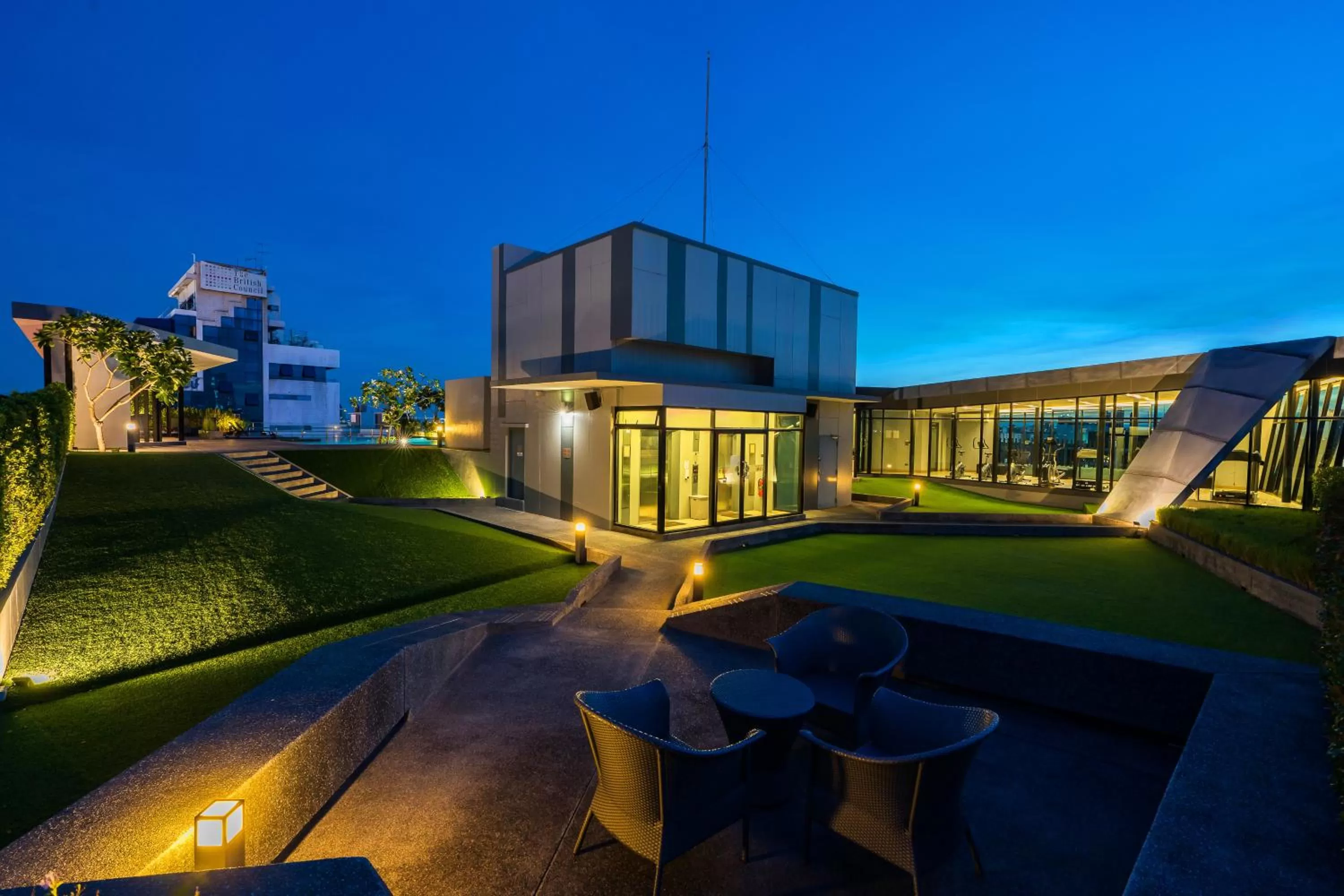 Sunset in De Botan Srinakarin Hotel & Residence