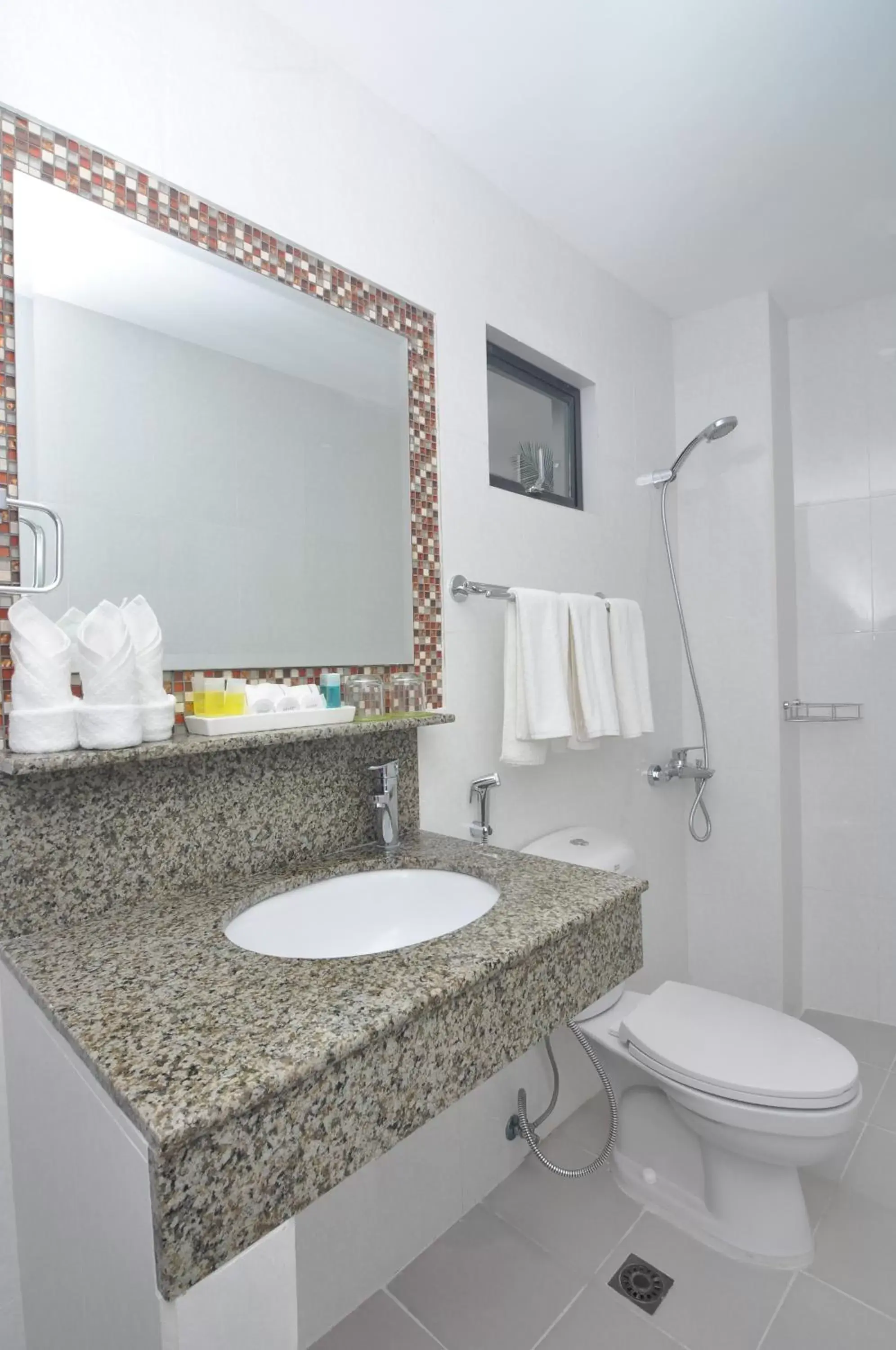 Bathroom in 717 Cesar Place Hotel