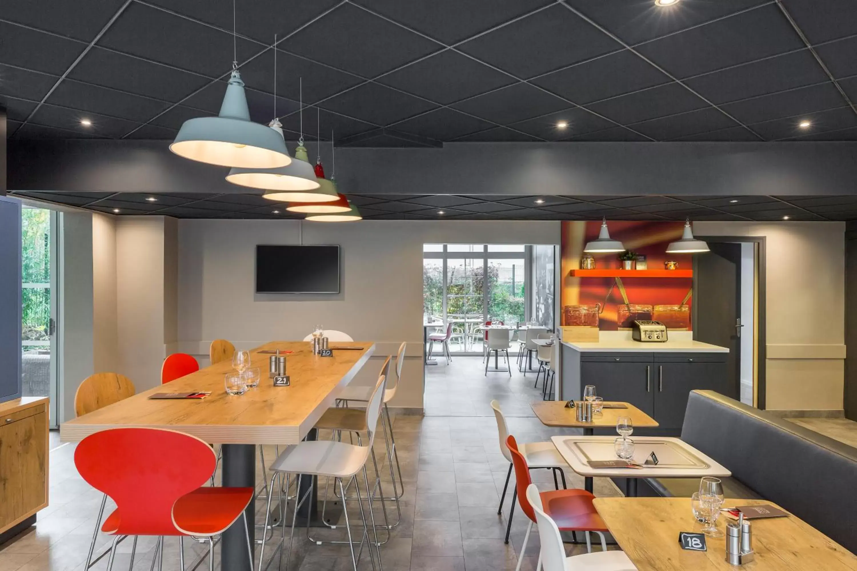 Breakfast, Restaurant/Places to Eat in ibis Paris Meudon Velizy