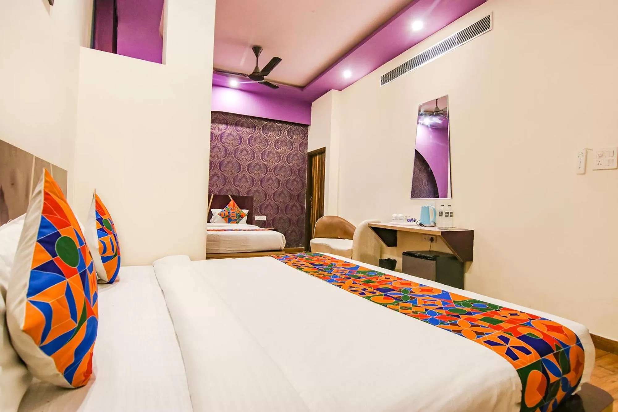 Bed in FabHotel Sallow Grand