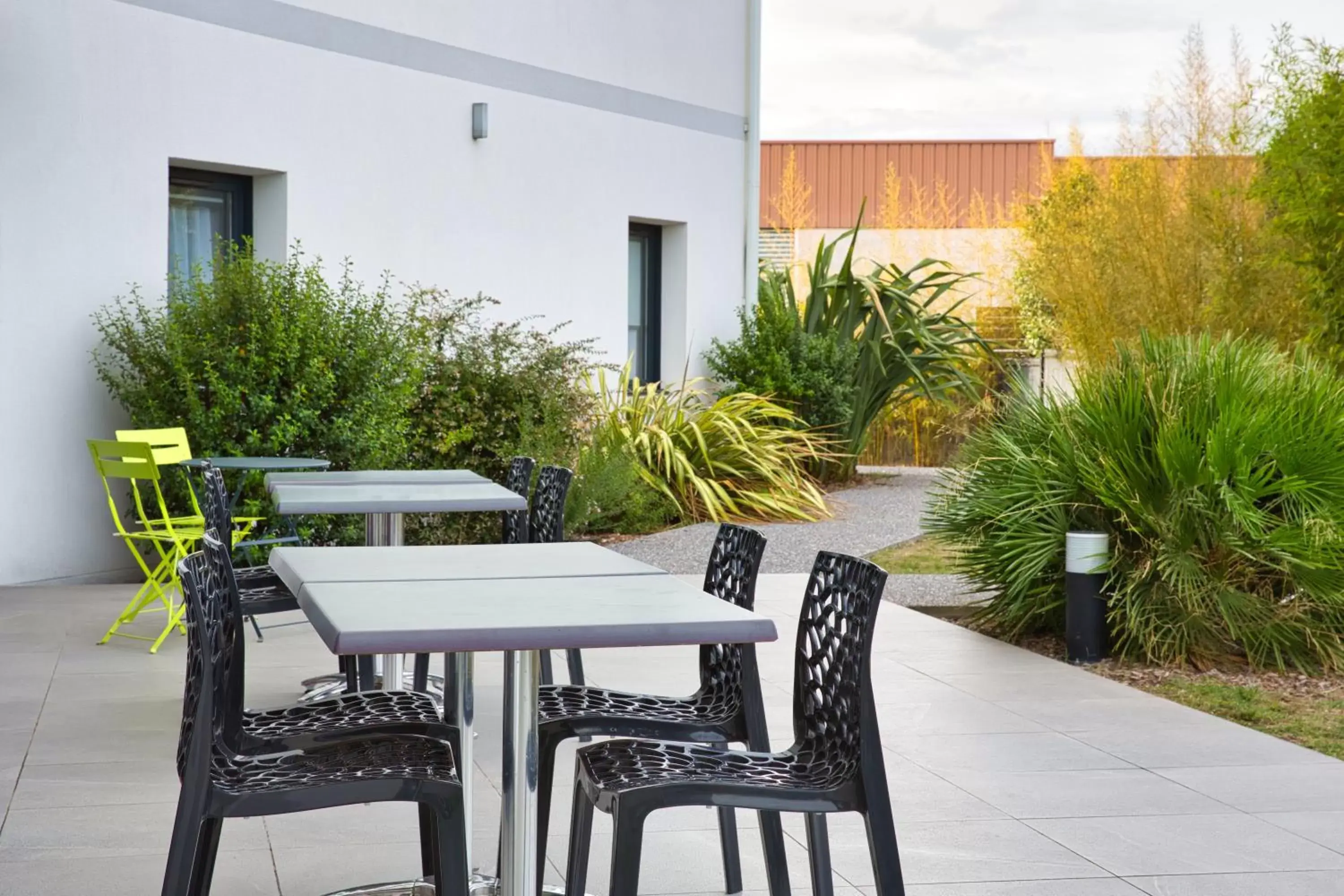 Patio in Best Western St Exupery Bordeaux Ouest