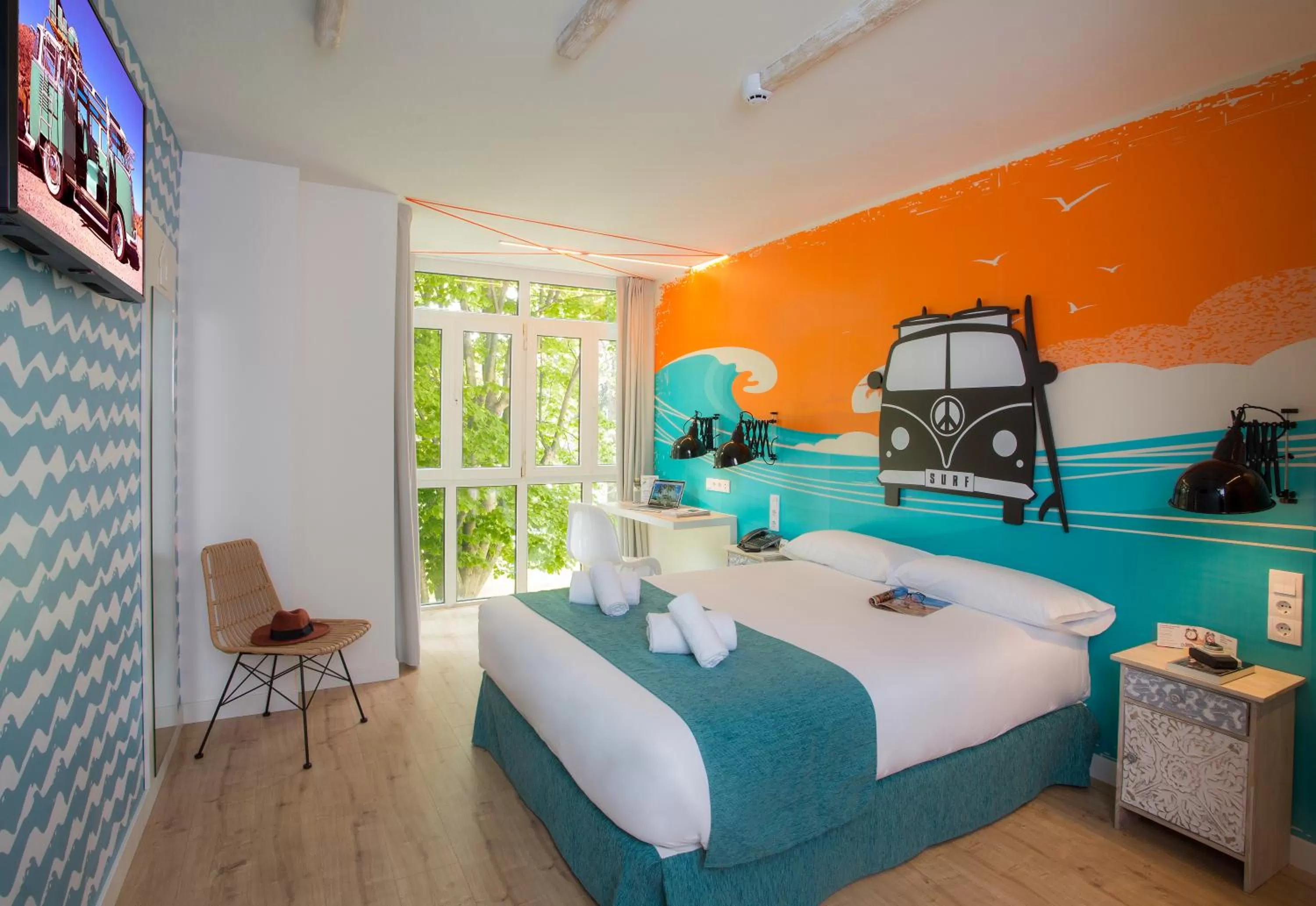 Photo of the whole room, Bed in Casual de las Olas San Sebastián