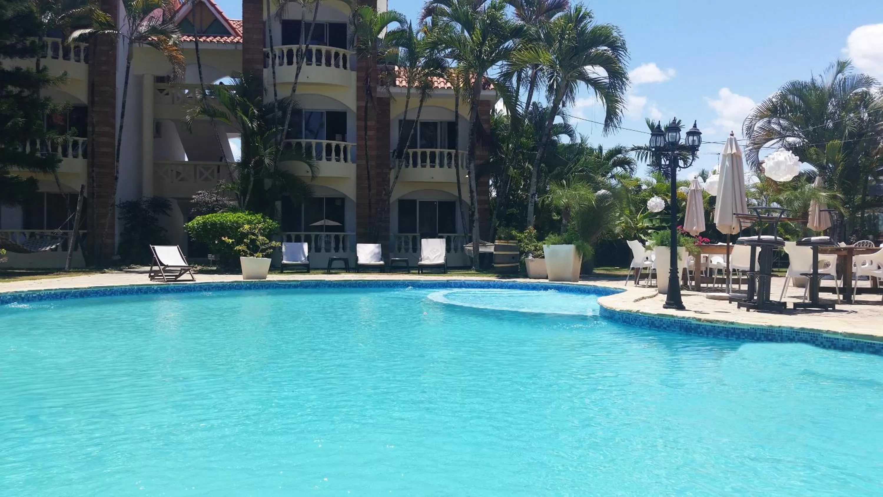Swimming pool in Hotel Voramar