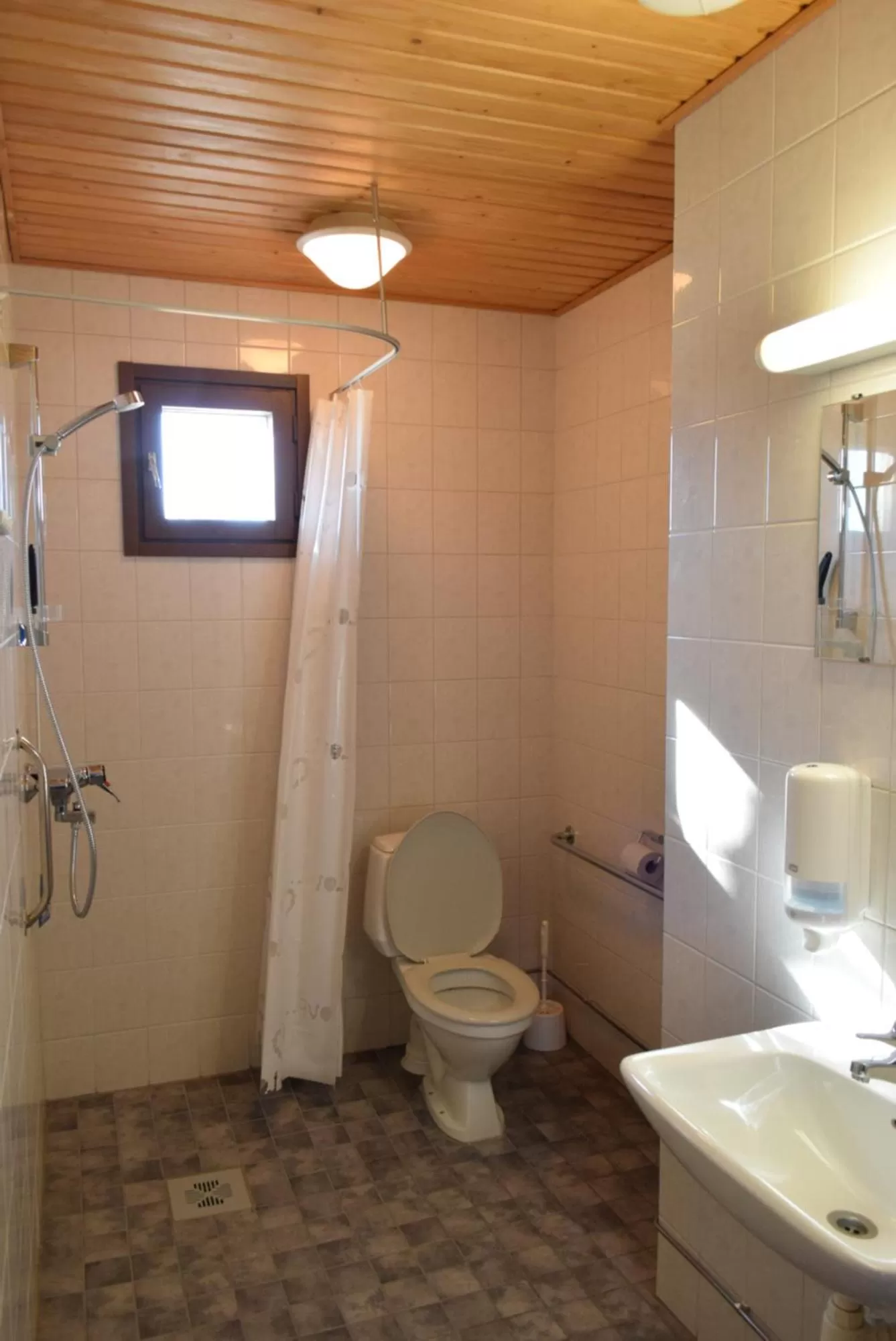 Toilet in Visulahti Cottages